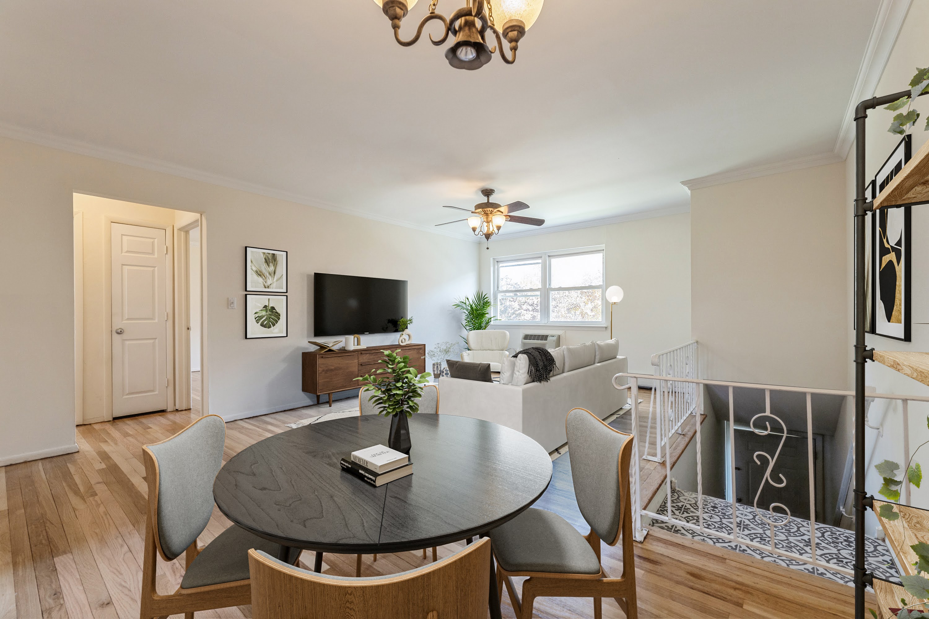 87 Regency Park 