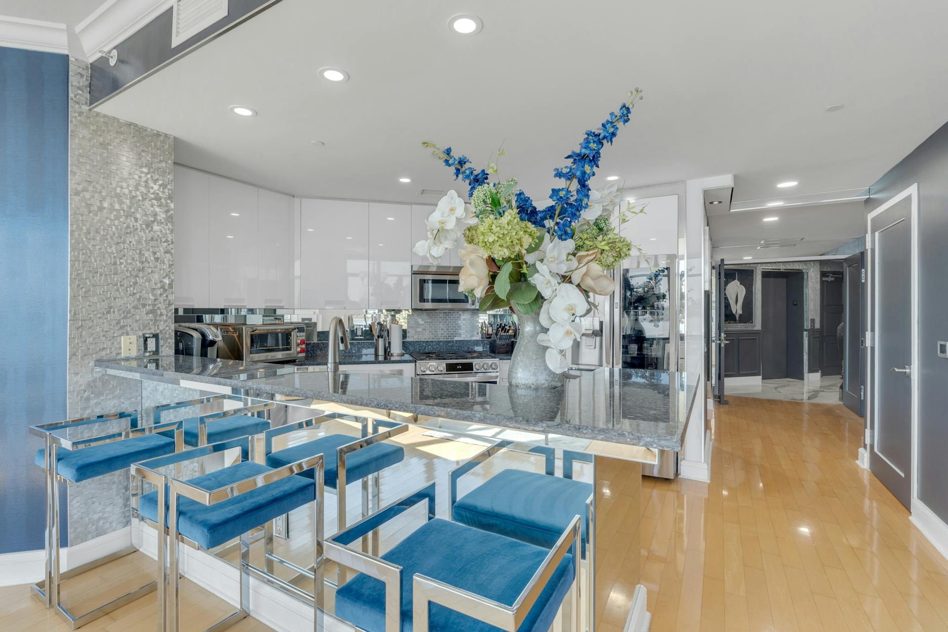 8100 River Road Unit# 319