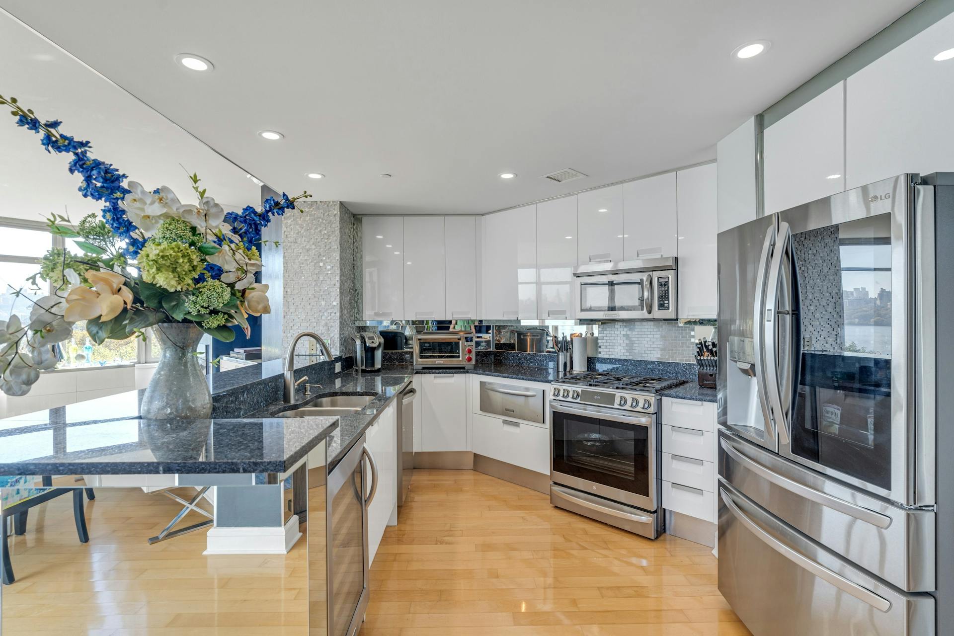8100 River Road Unit# 319