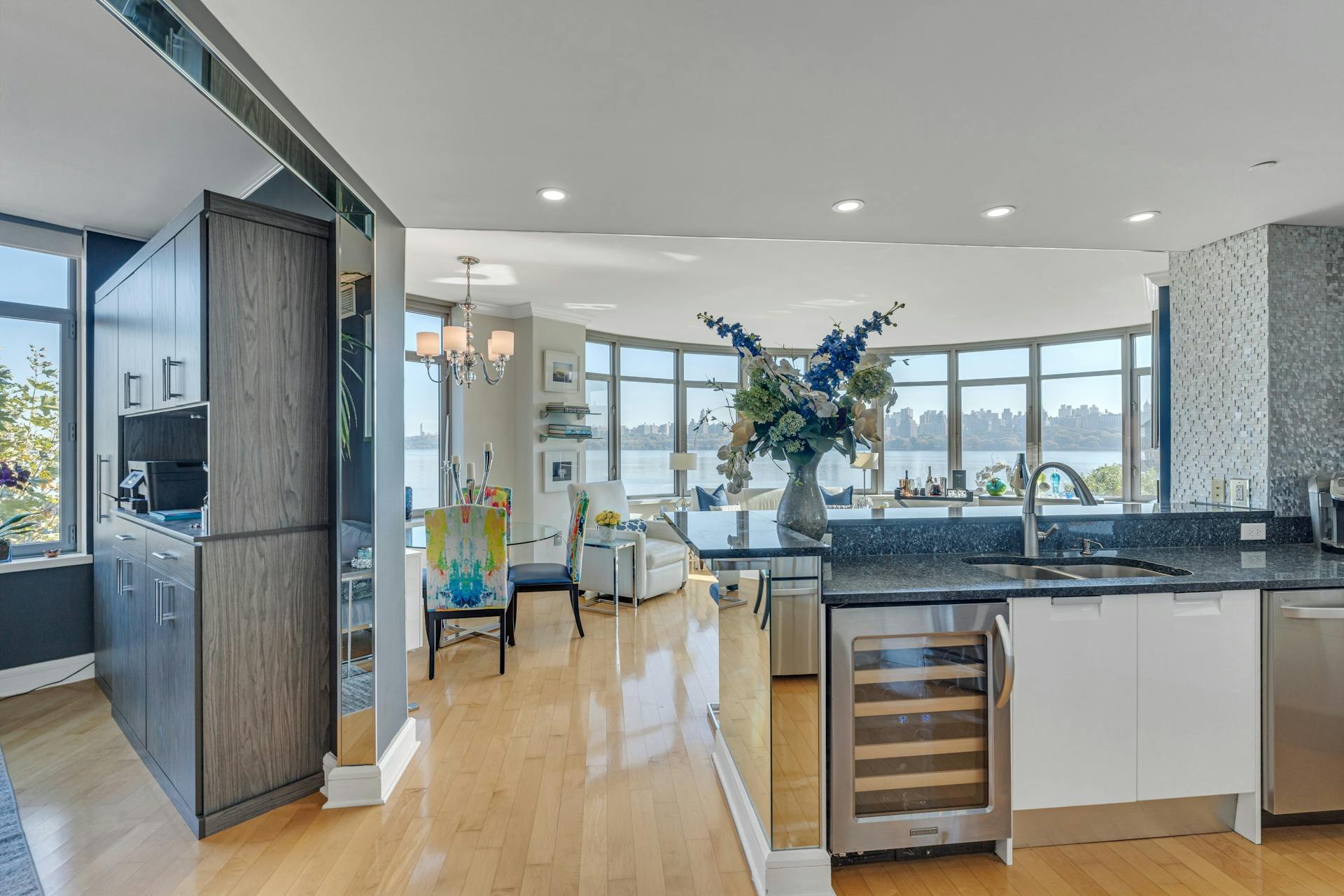 8100 River Road Unit# 319