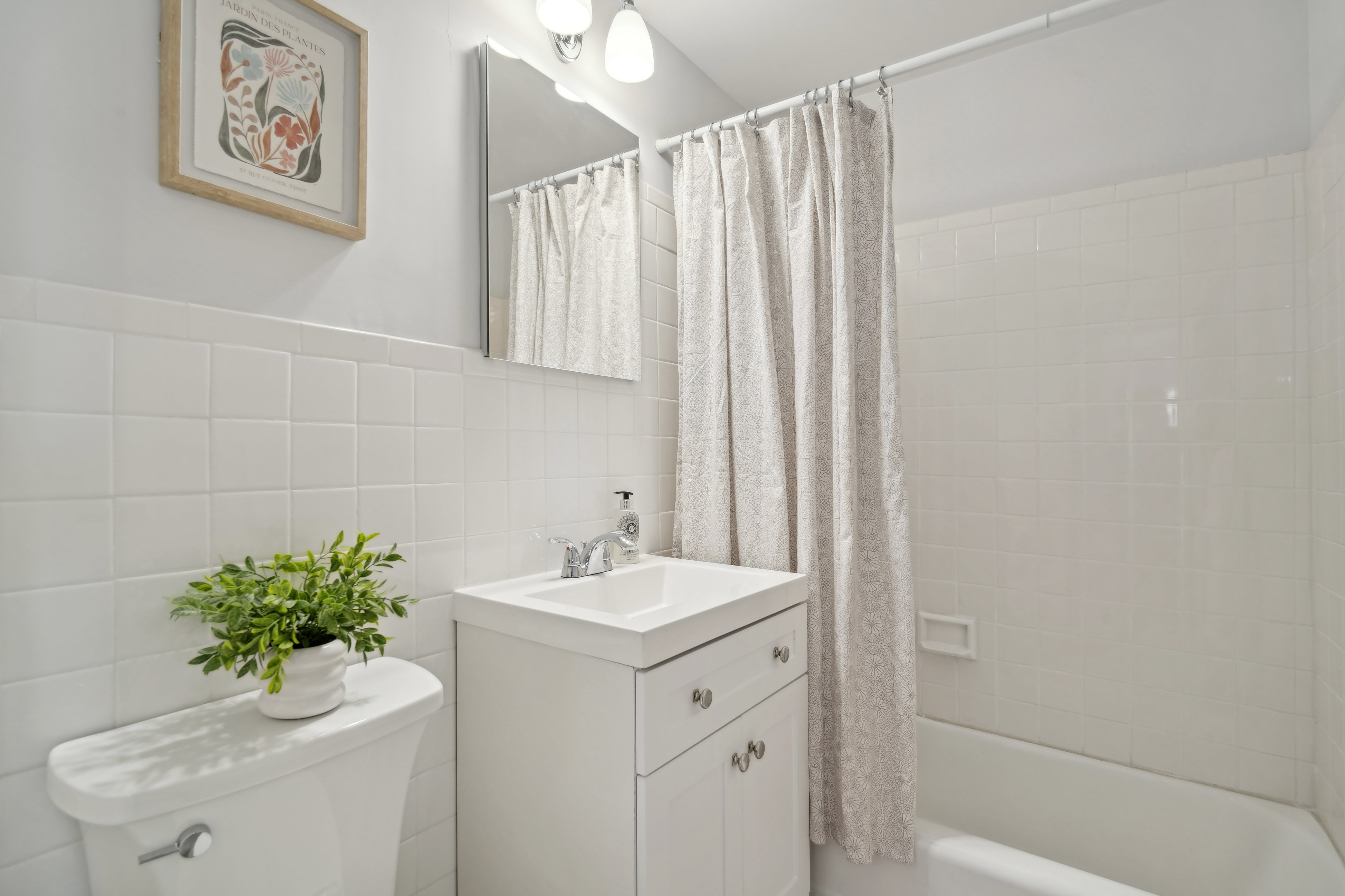 377 South Harrison Street 14K