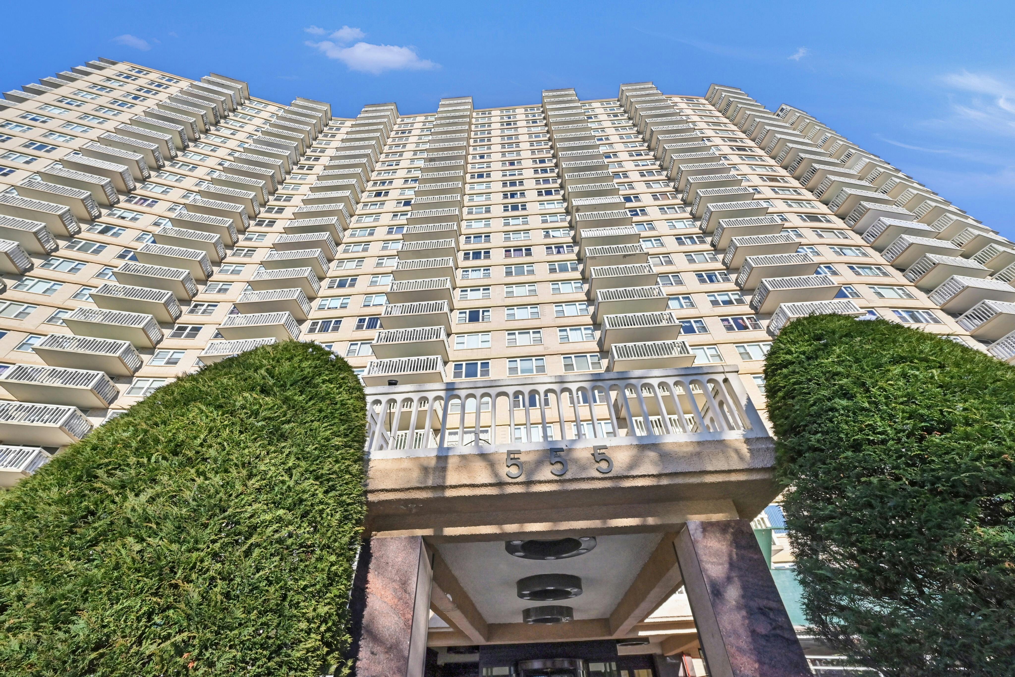 555 North Avenue 7J 