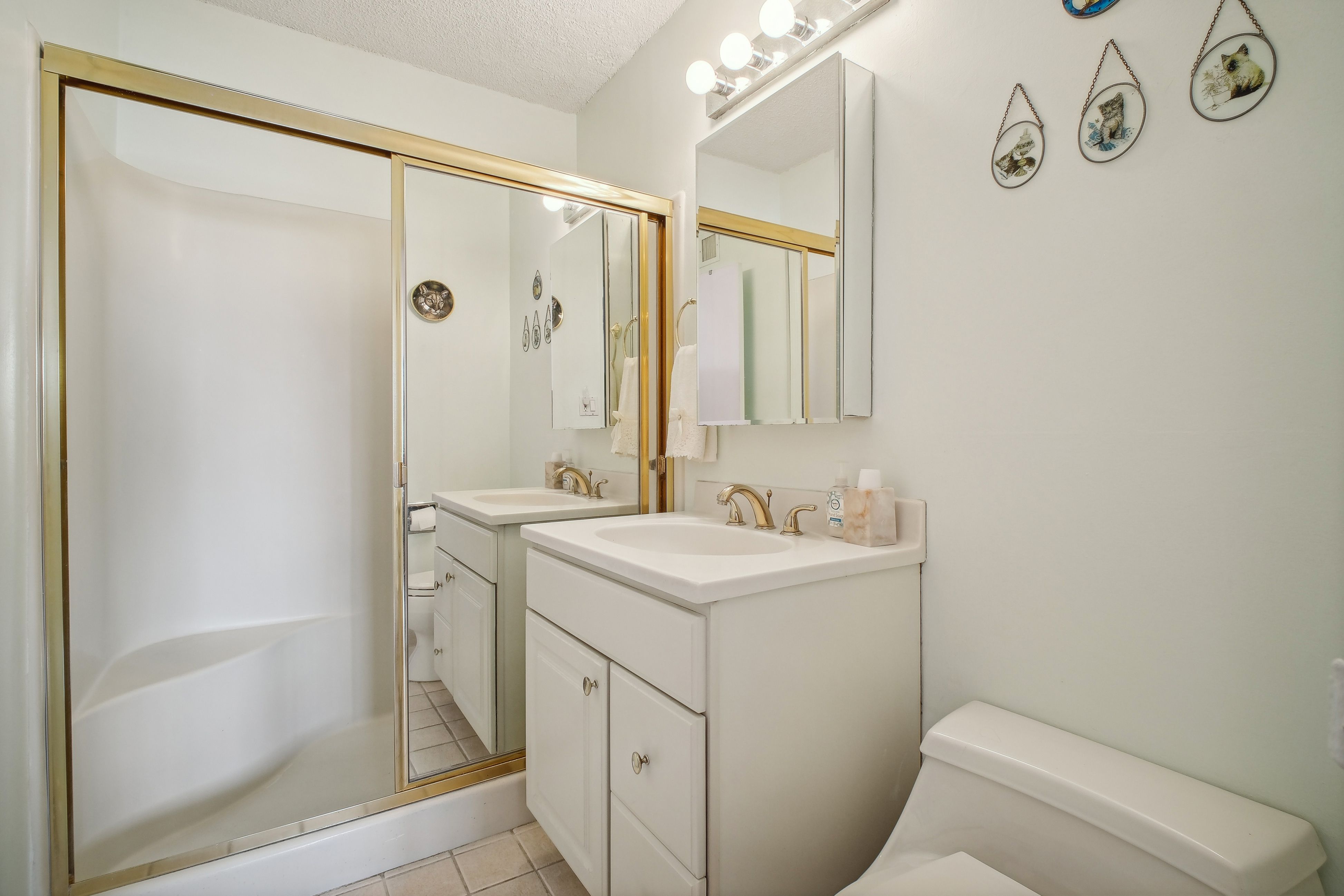 555 North Avenue 7J 