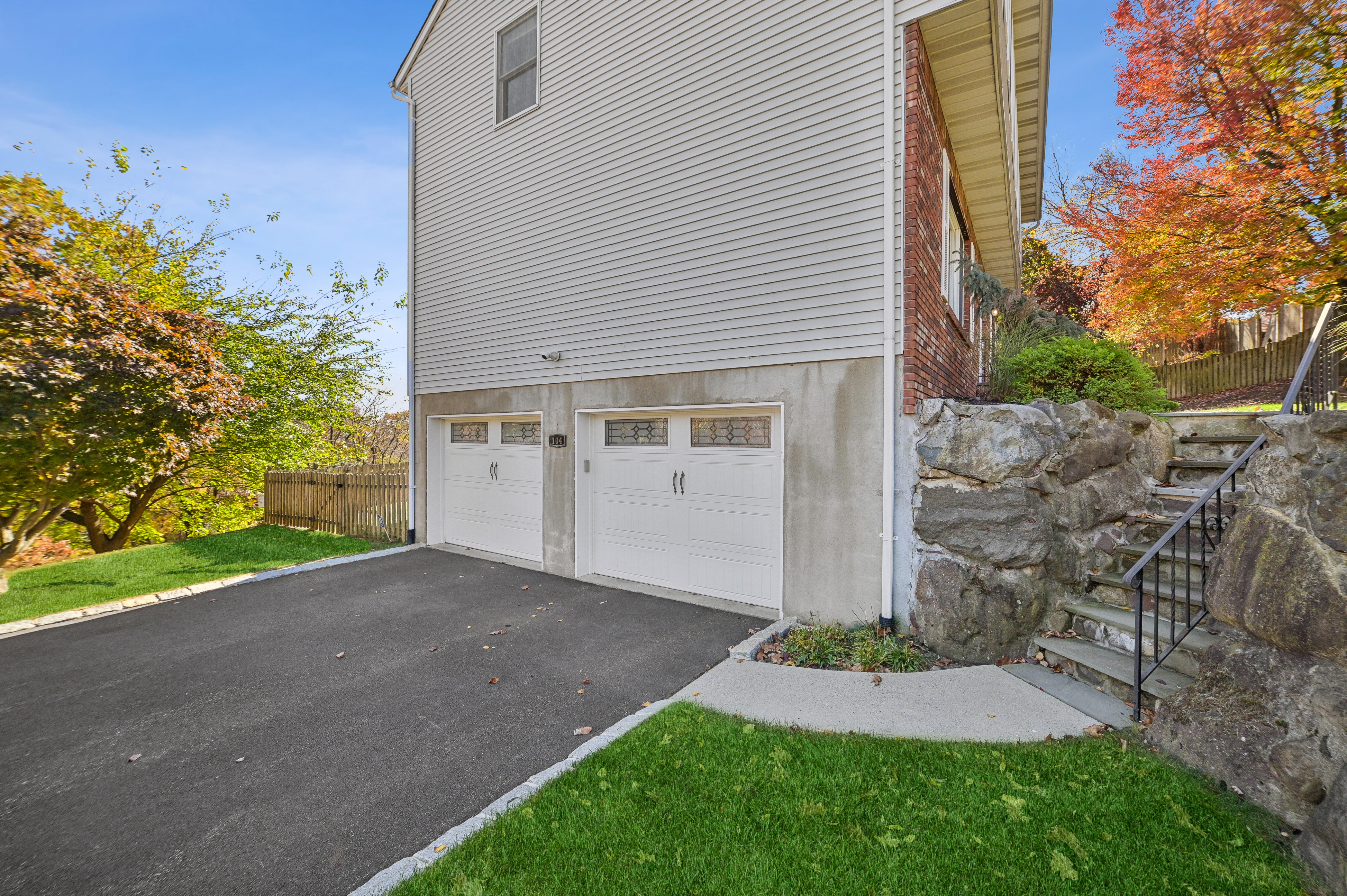 104 Metro Vista Drive 
