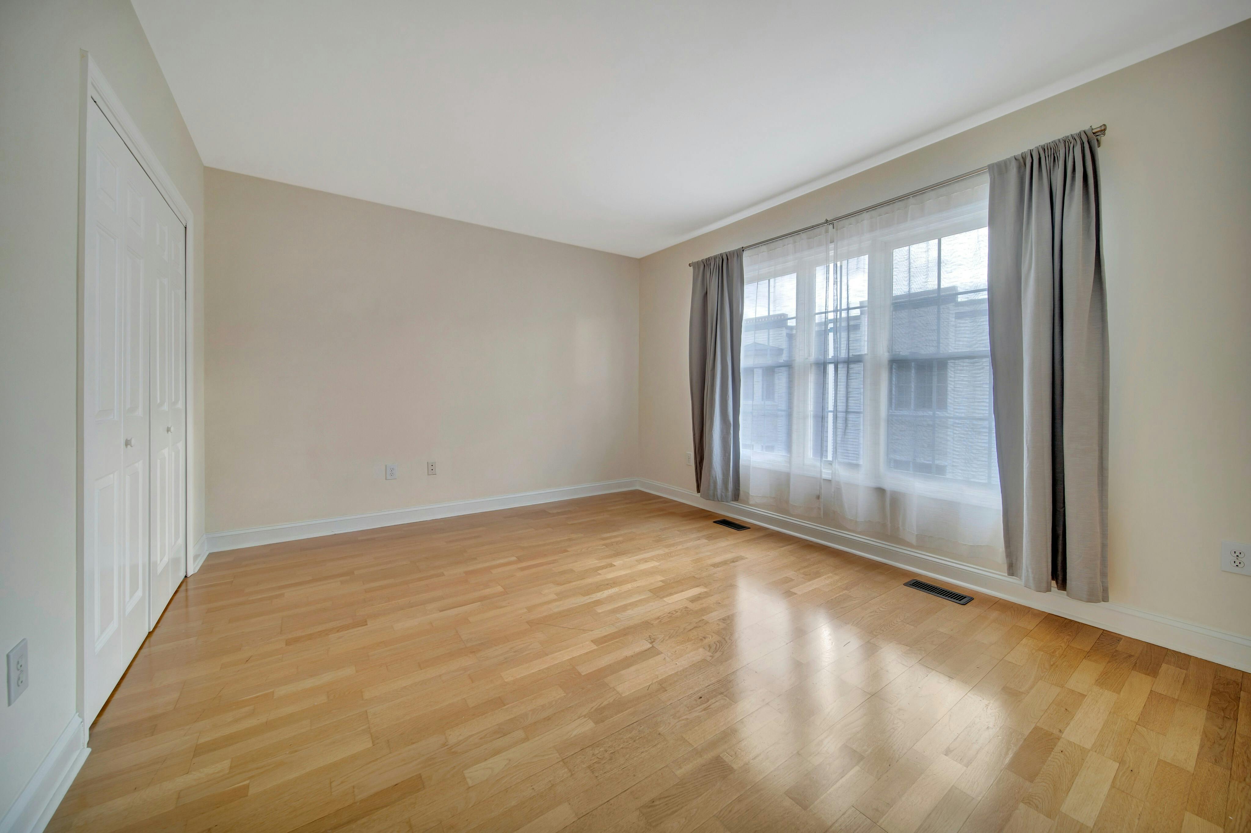 306 The Promenade 