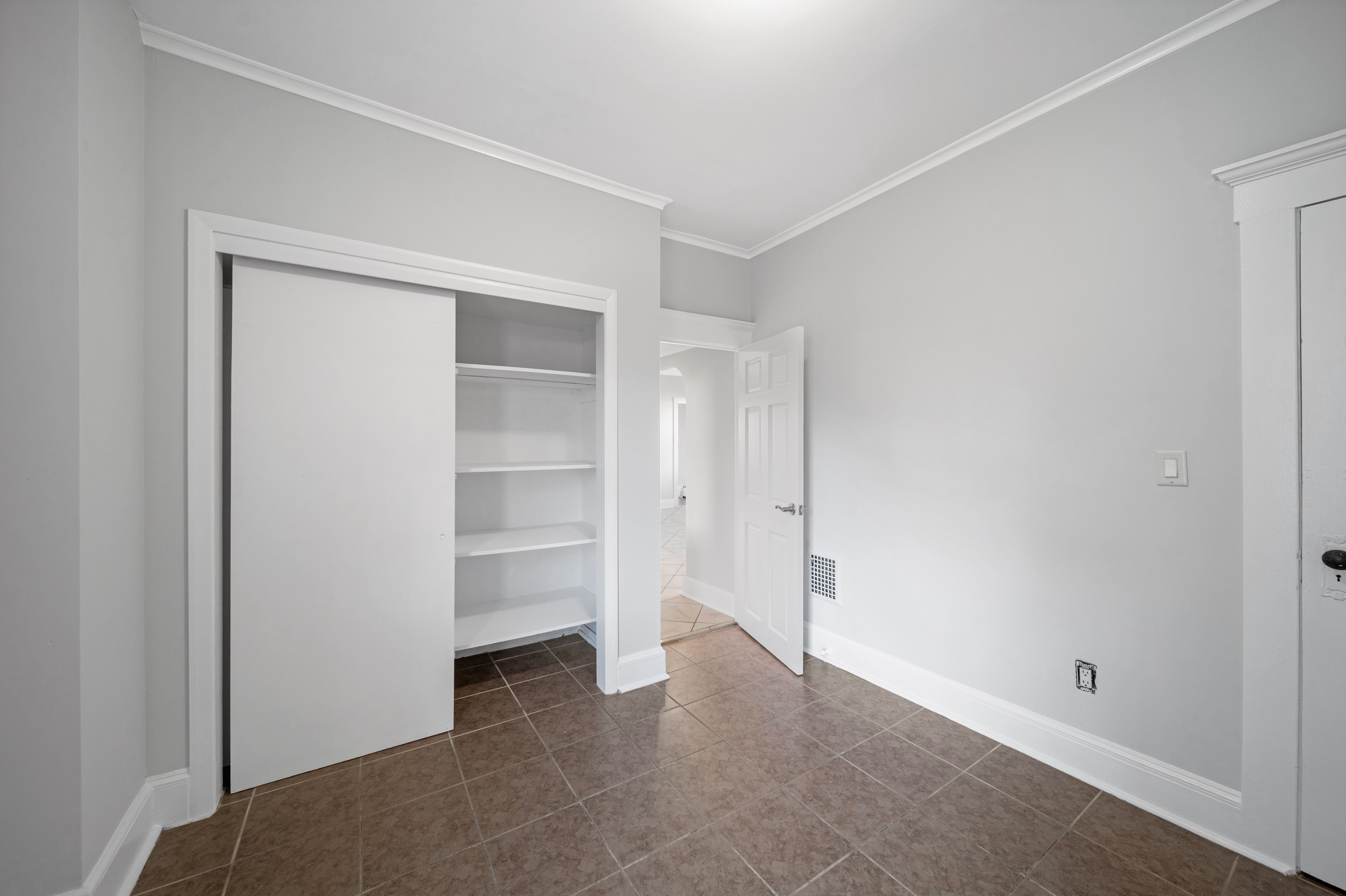16 Helen Street 