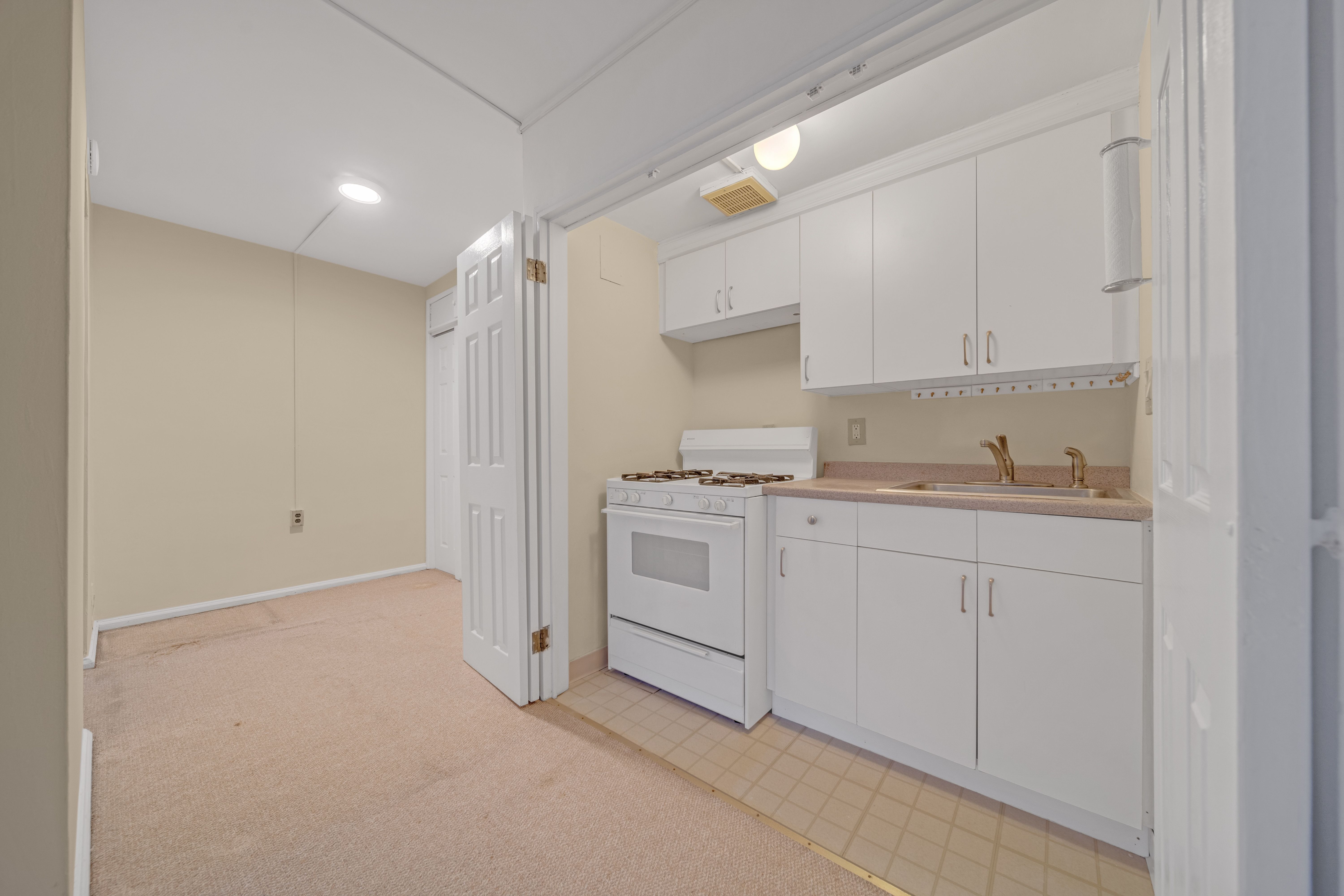 3031 Edwin Avenue 3E 