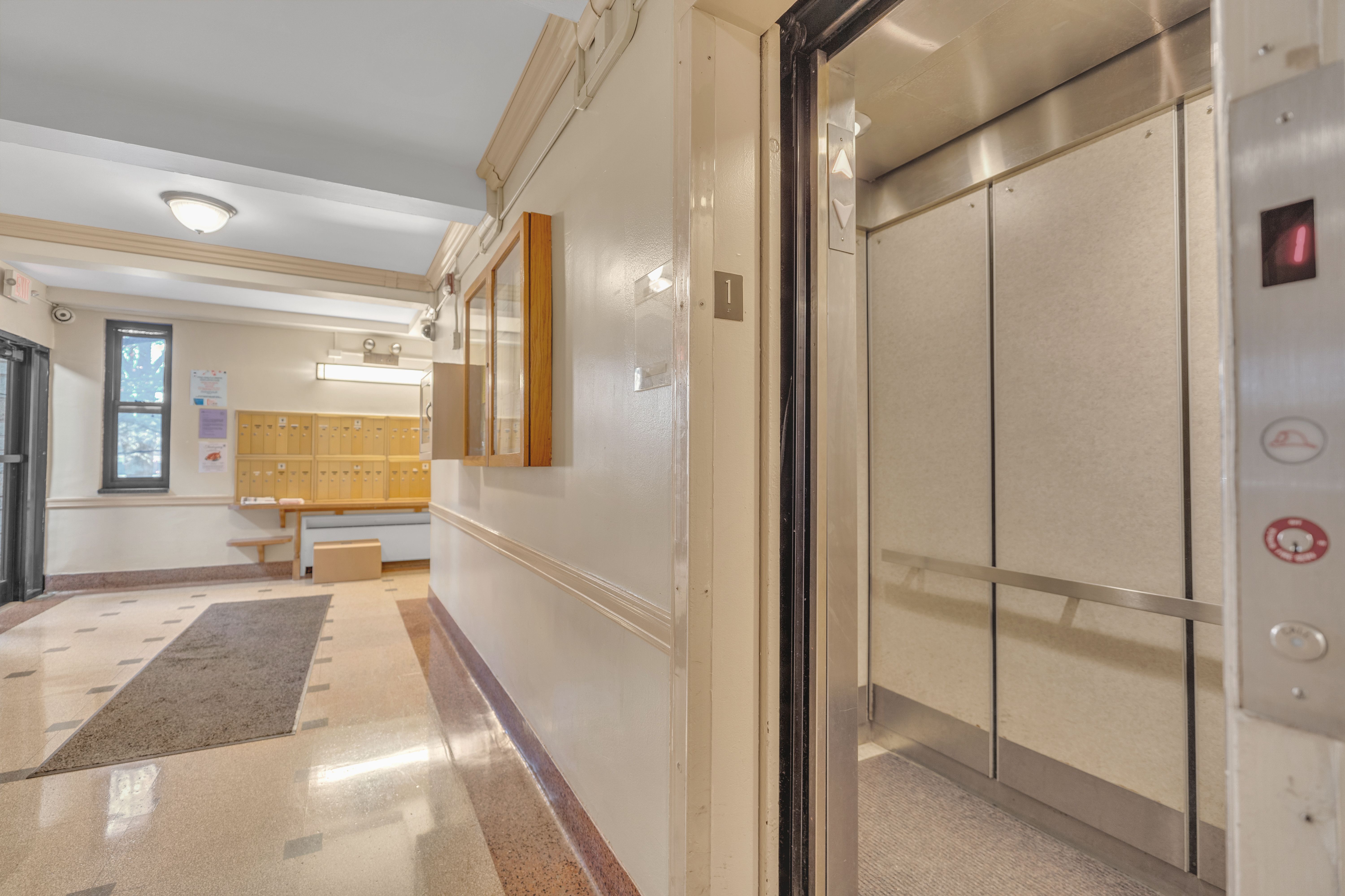 3031 Edwin Avenue 3E 