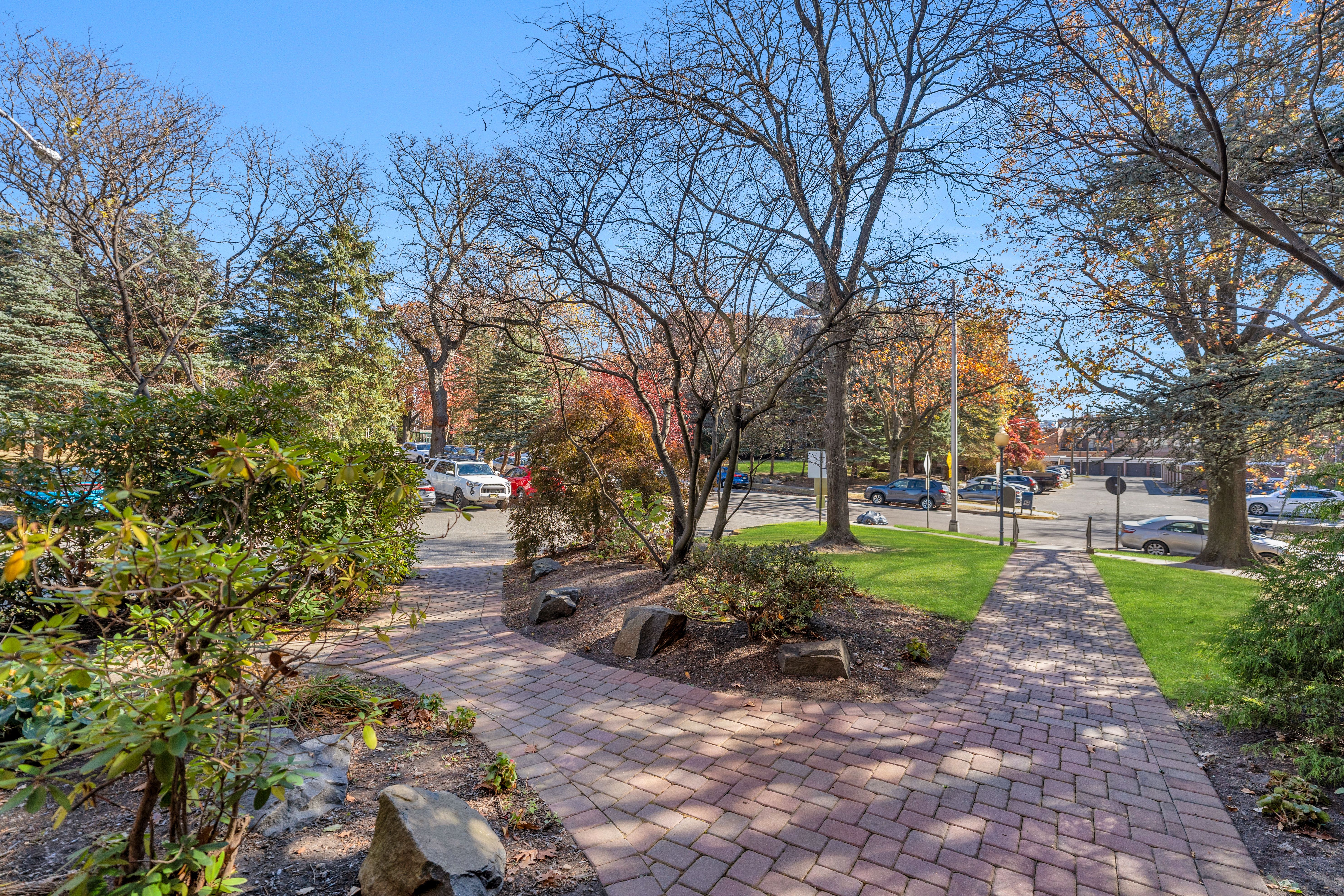 3031 Edwin Avenue 3E 
