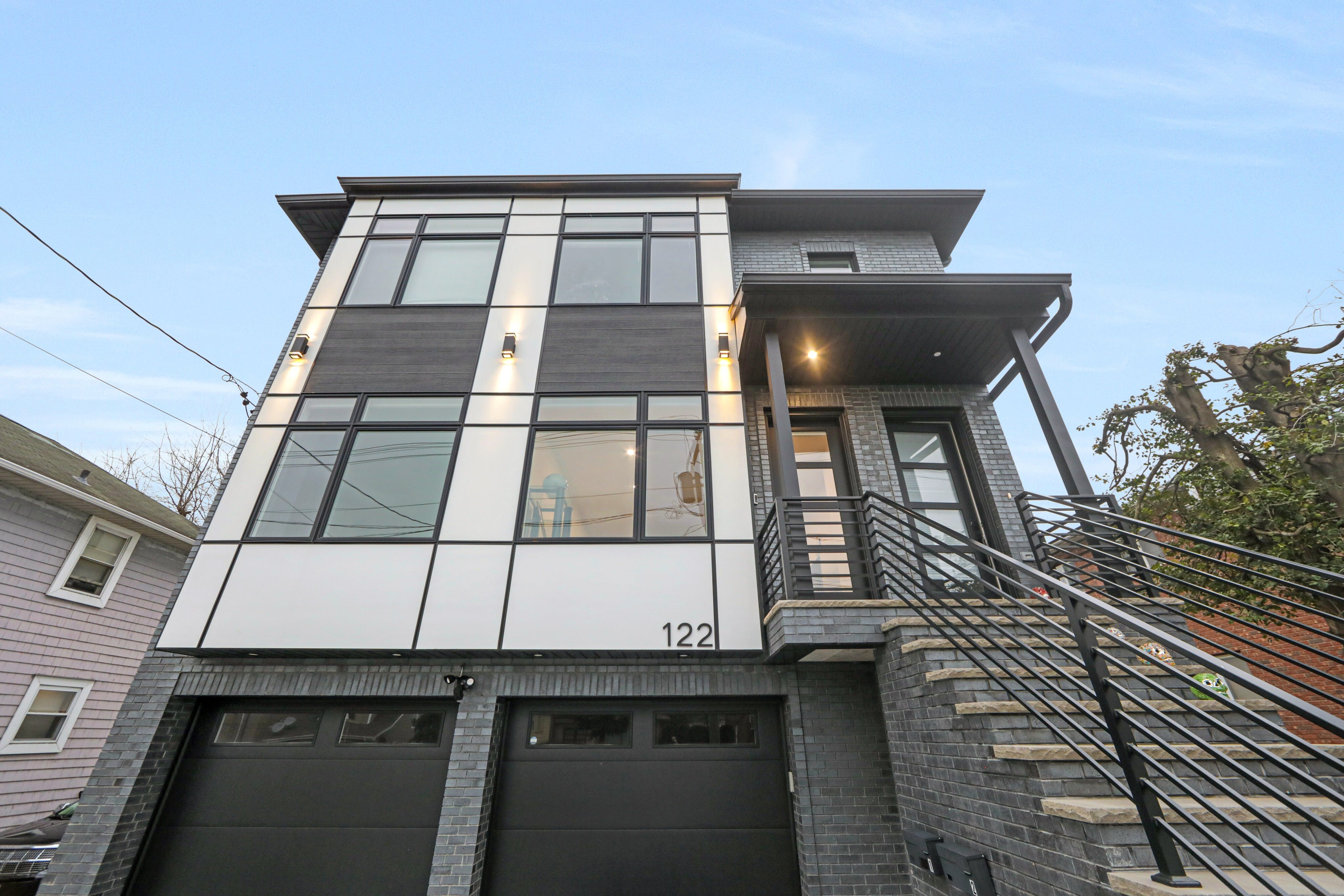 122 E Brinkerhoff Avenue 