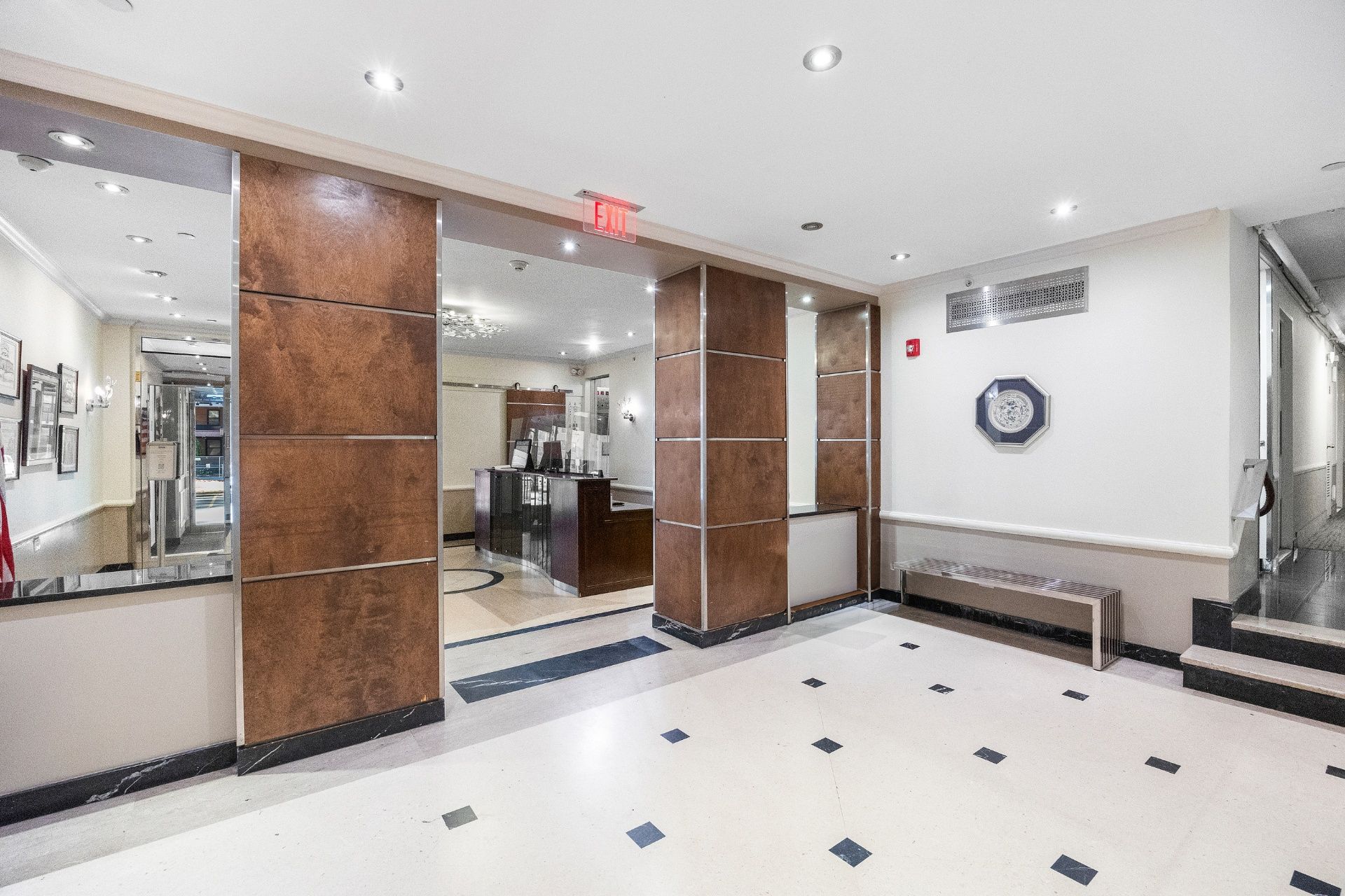 201 Saint Pauls Avenue Unit# 4V