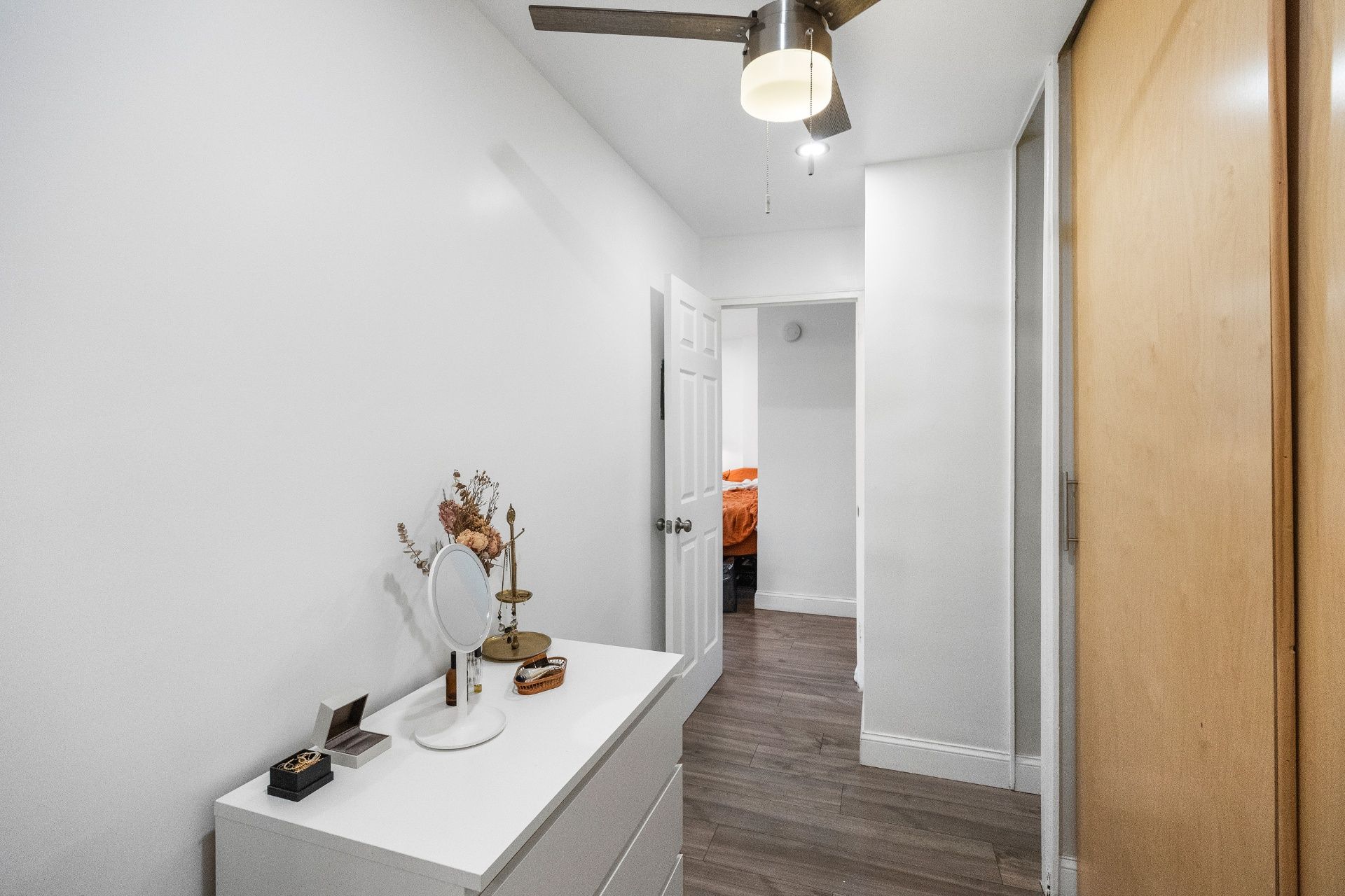 201 Saint Pauls Avenue Unit# 4V