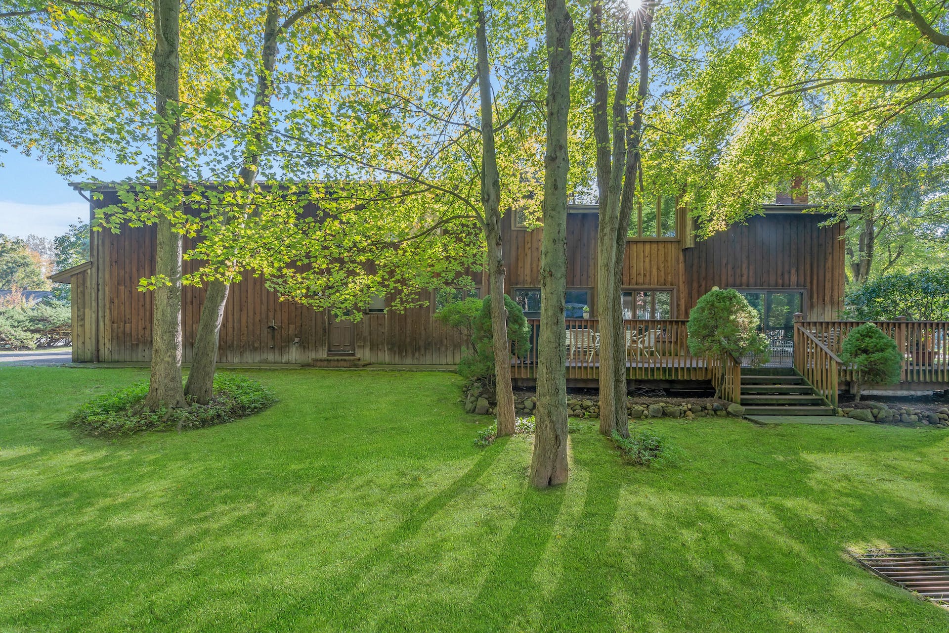 115 Dyer Court 