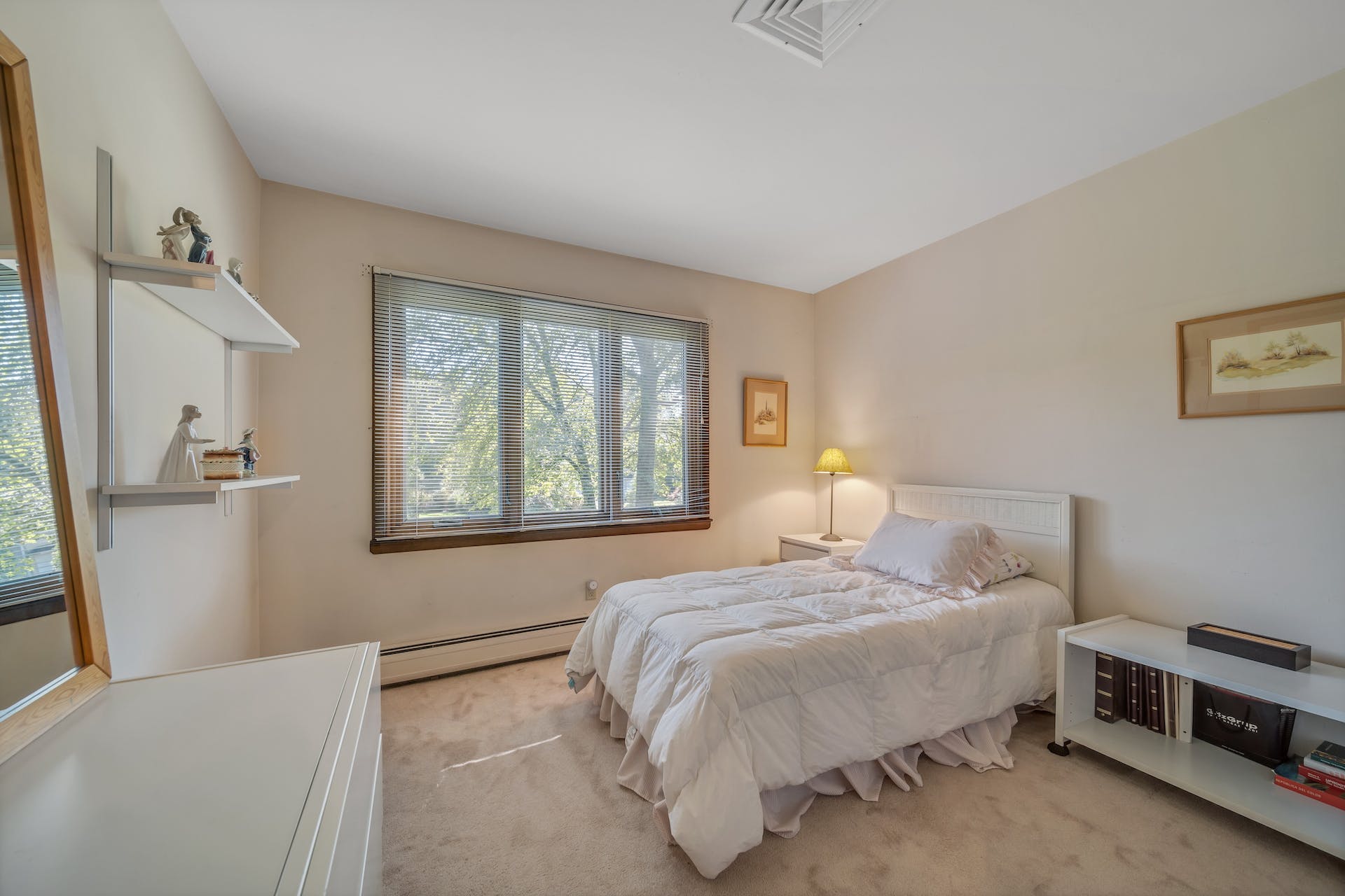 115 Dyer Court 