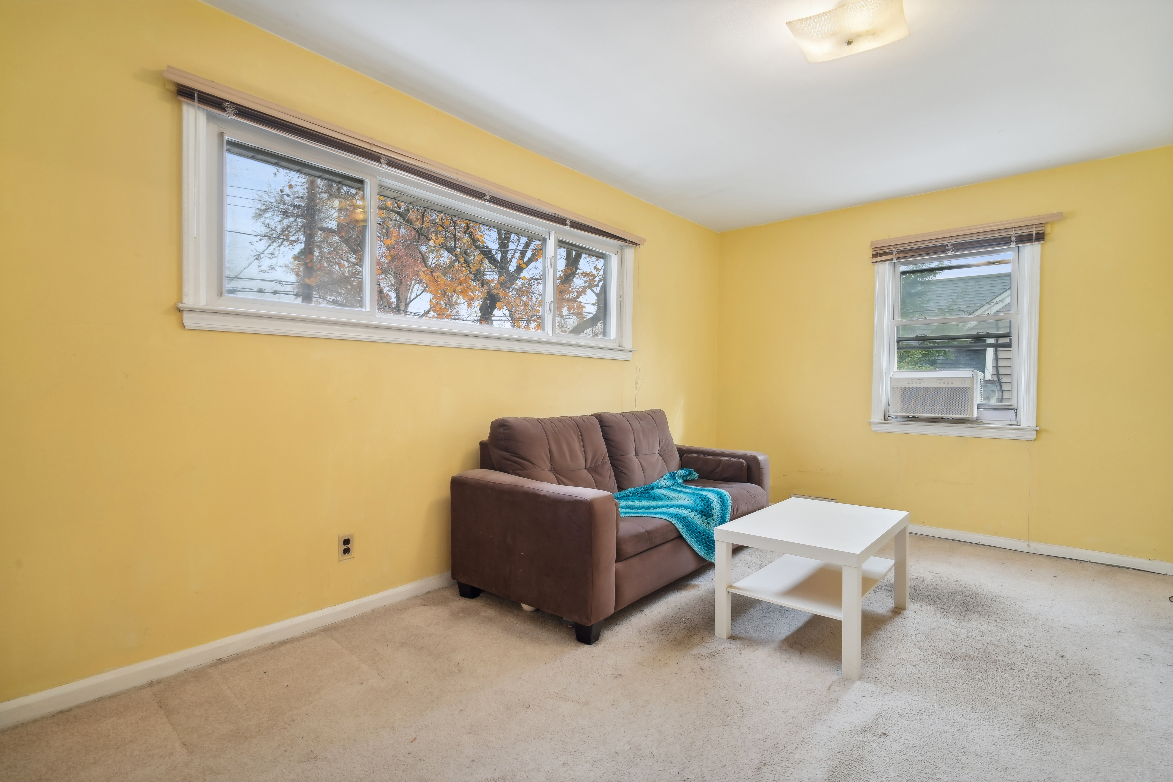 80 Howland Avenue 
