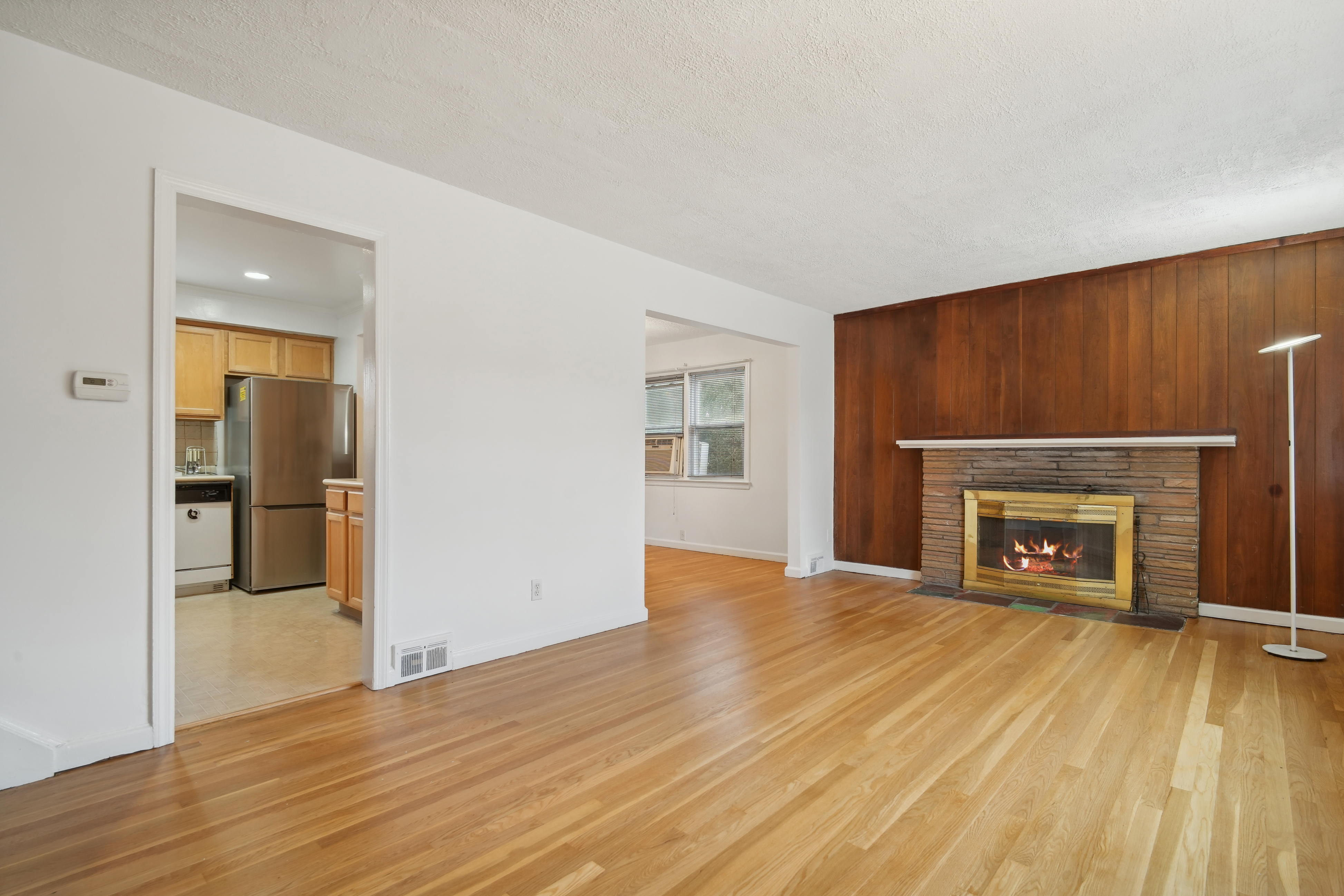 80 Howland Avenue 