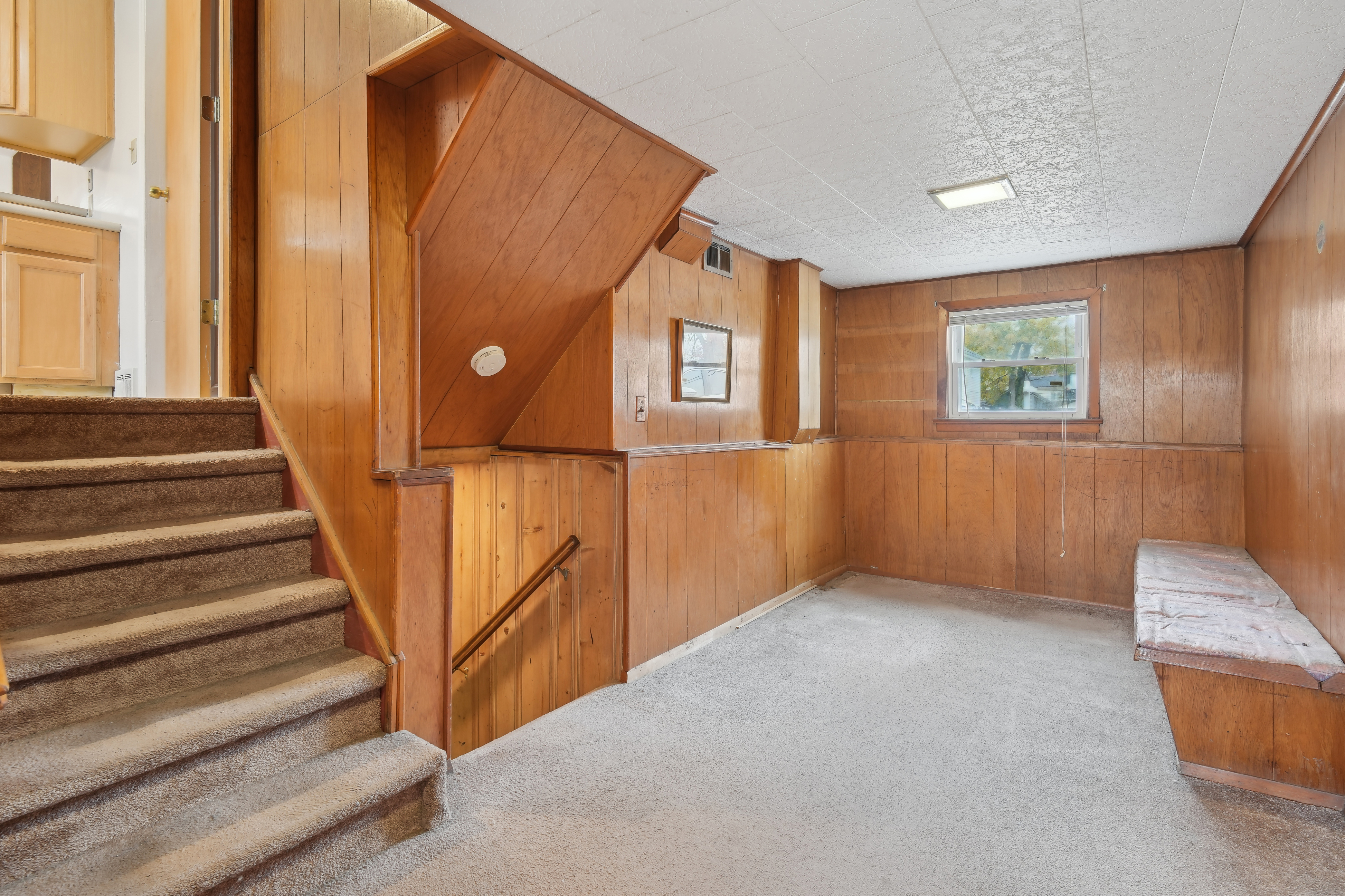 80 Howland Avenue 