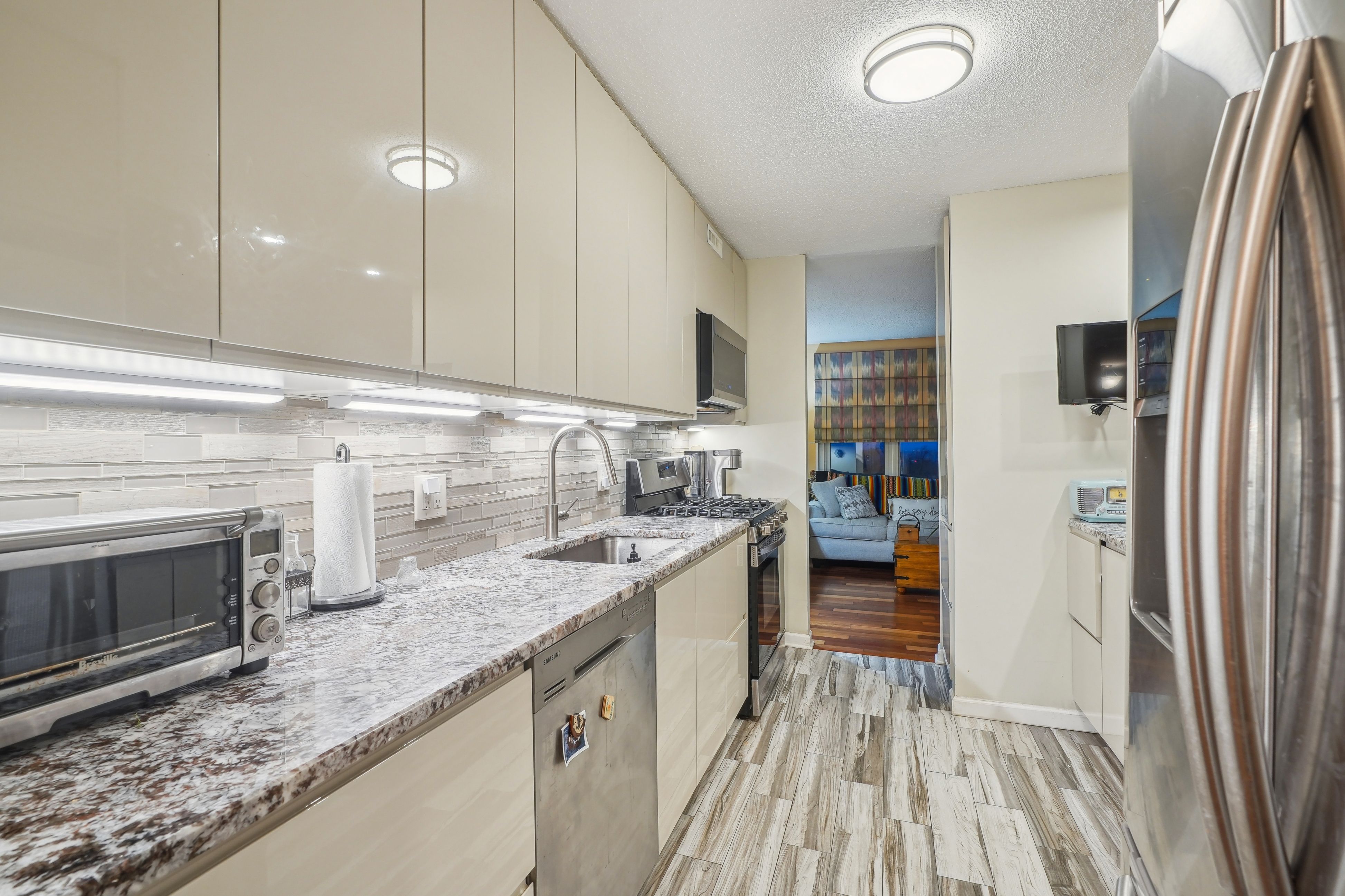 555 North Avenue 8S 