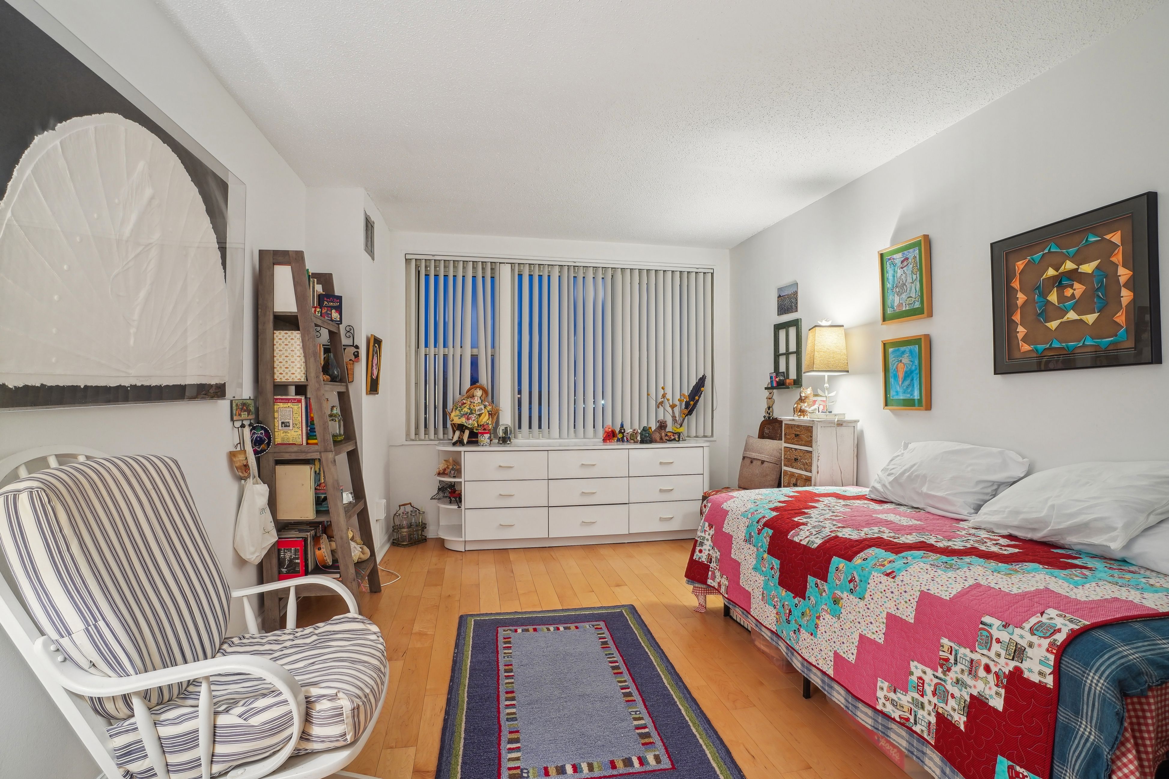 555 North Avenue 8S 
