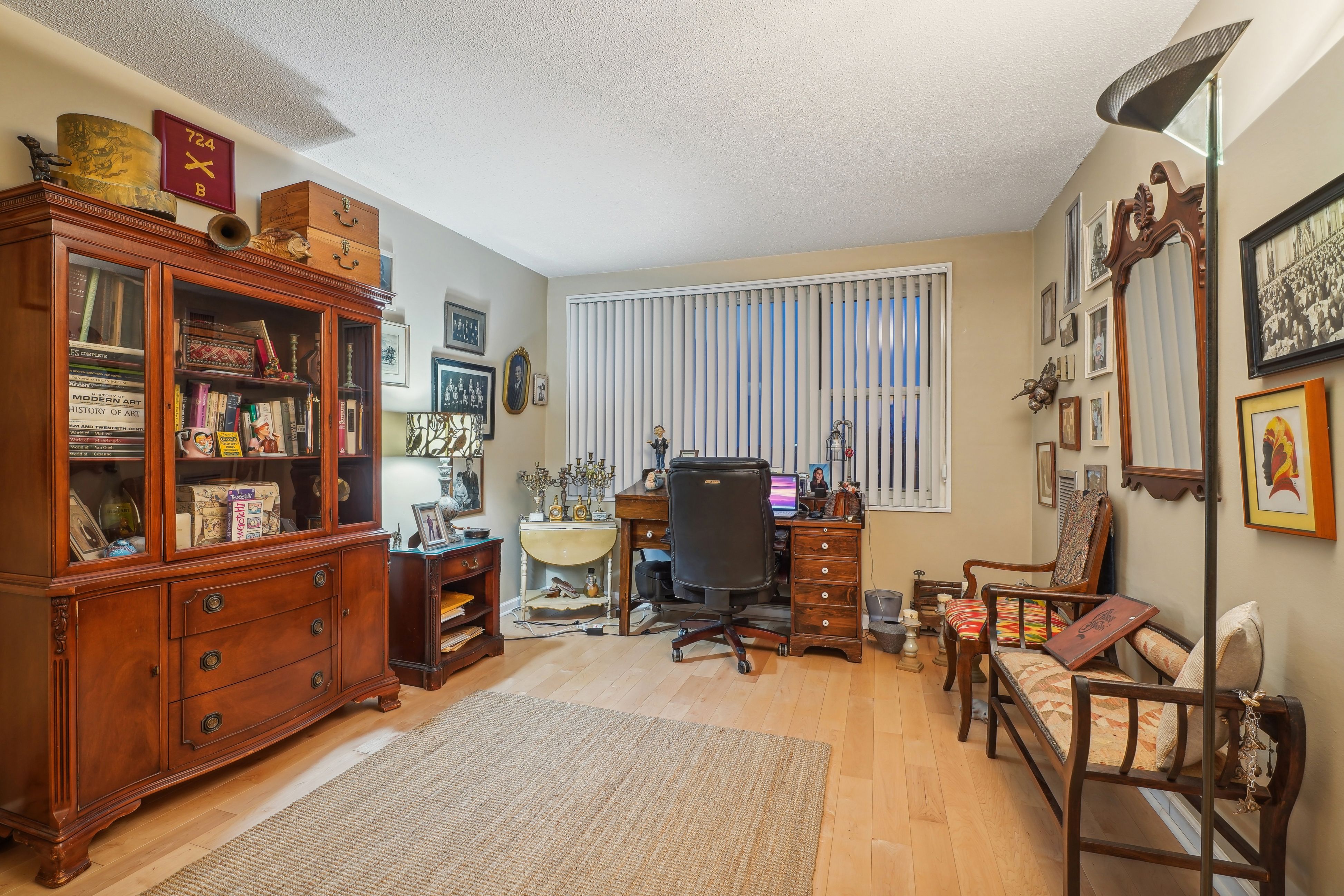 555 North Avenue 8S 