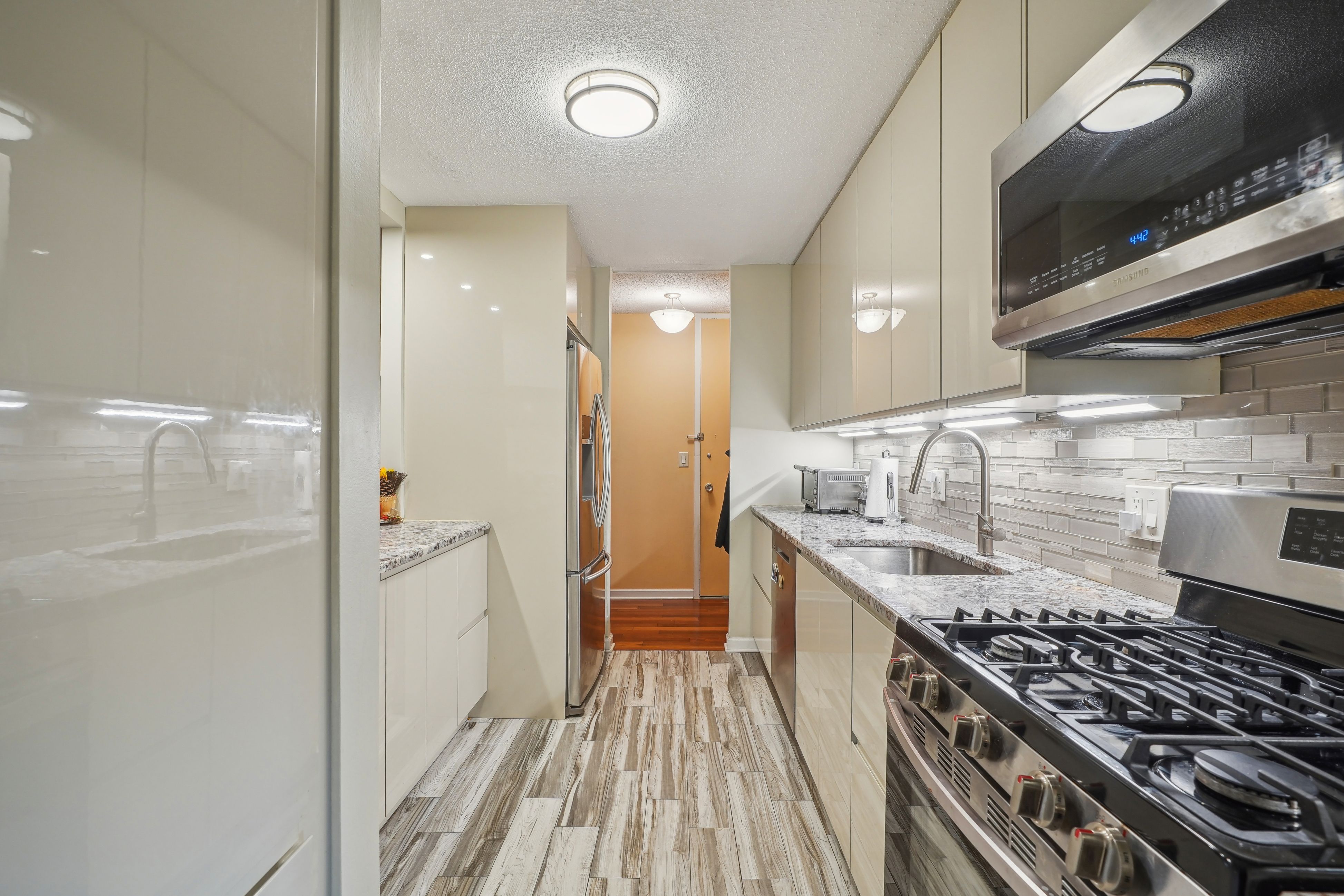 555 North Avenue 8S 