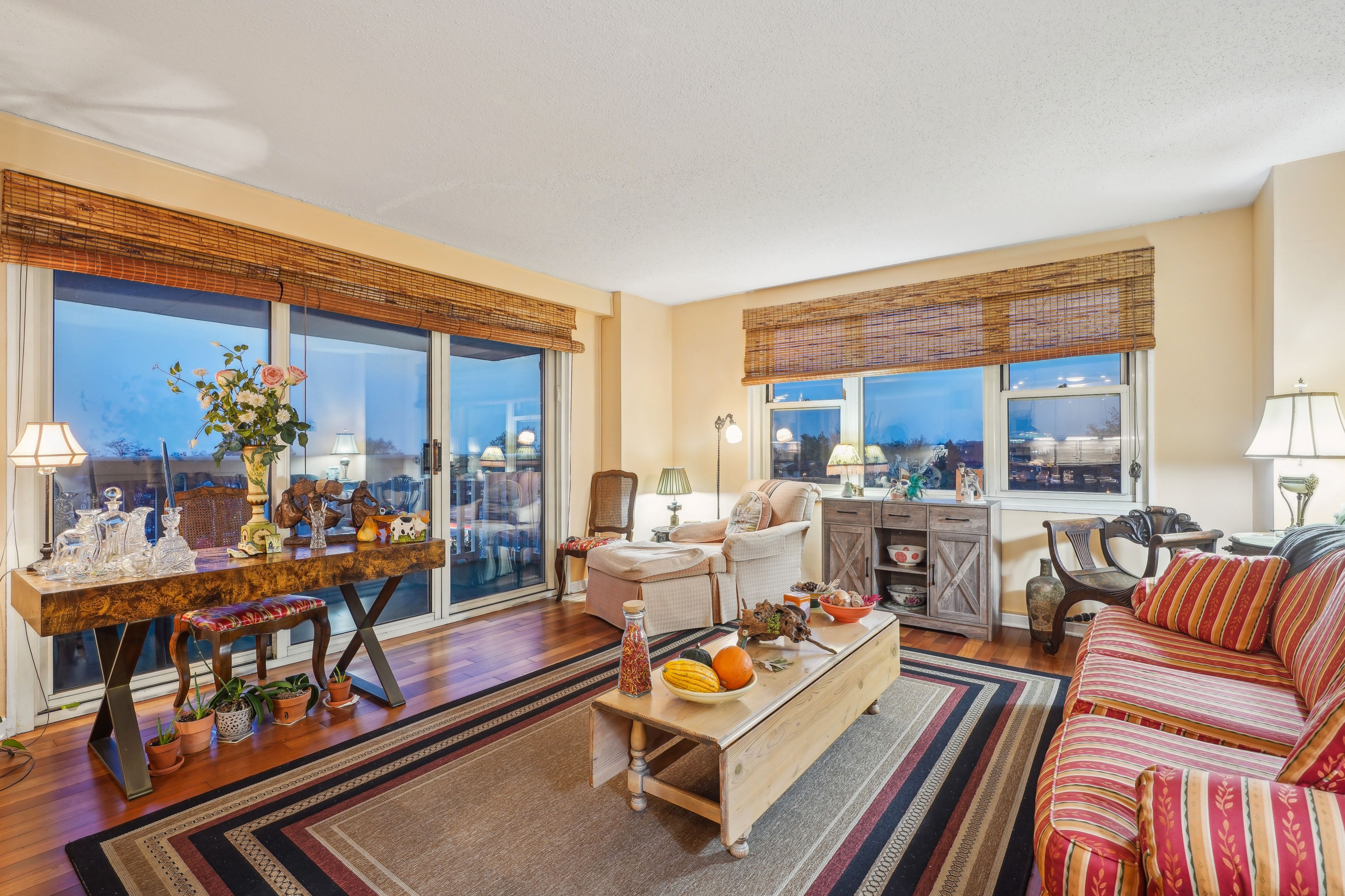 555 North Avenue 8S 