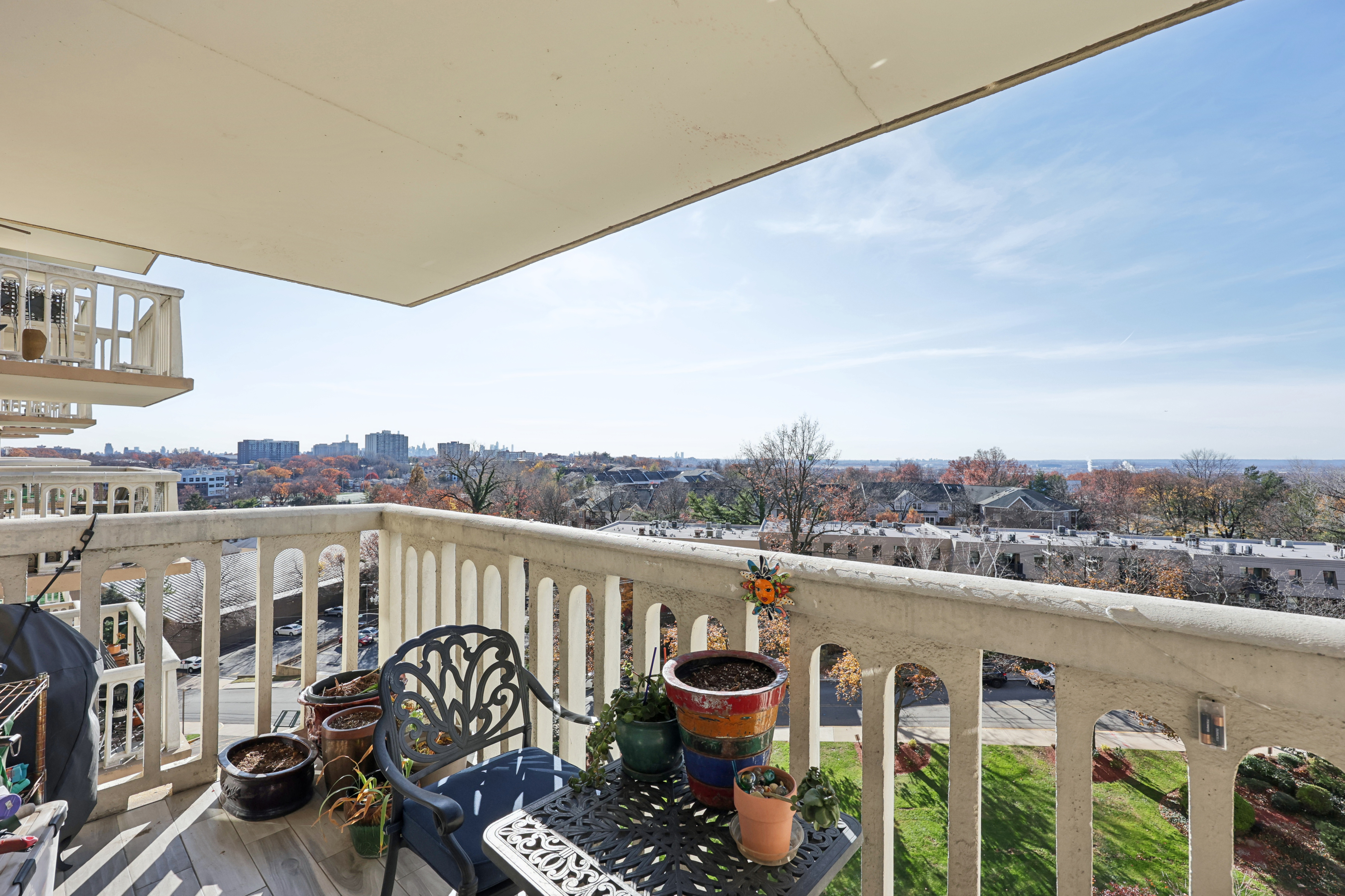 555 North Avenue, #8M 