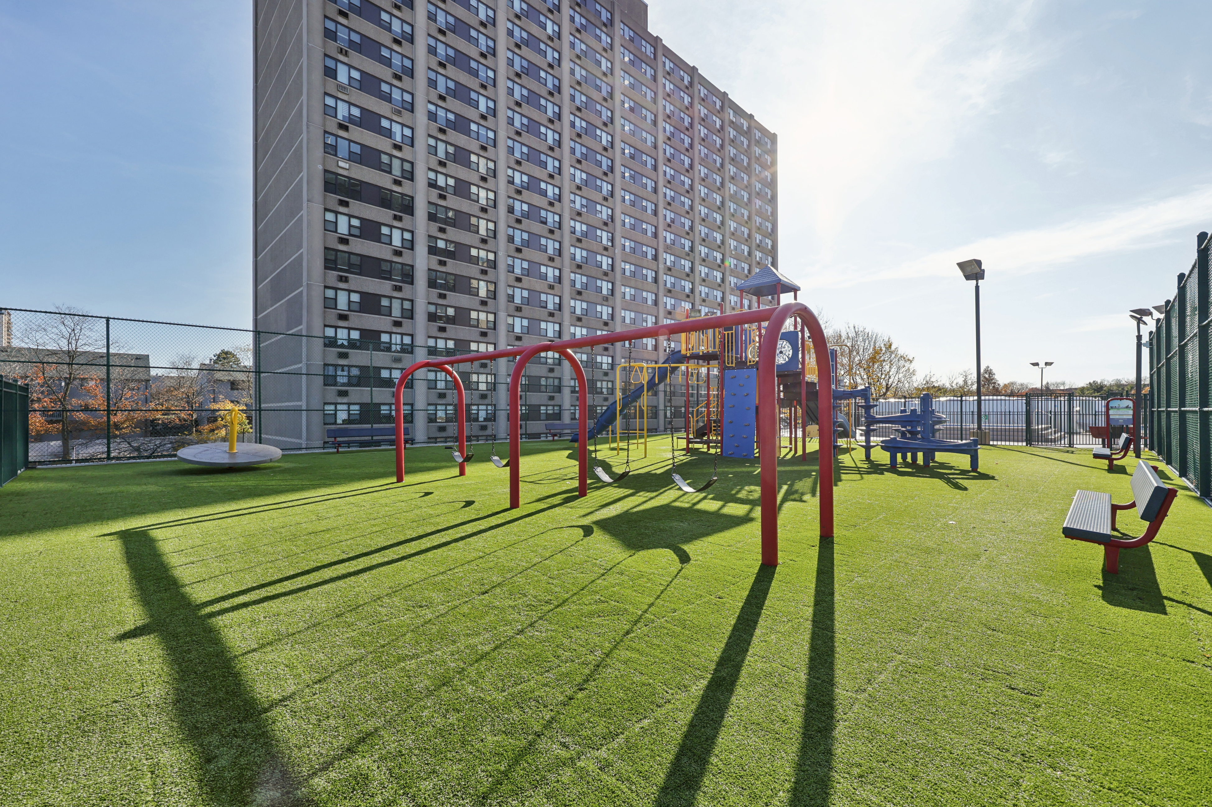 555 North Avenue, #8M 
