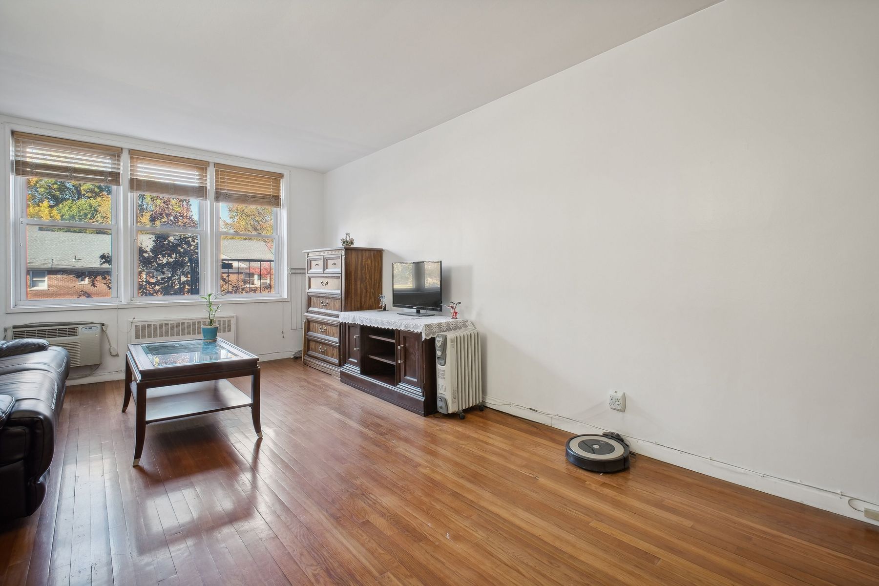 2160 Center Avenue Unit# 3I