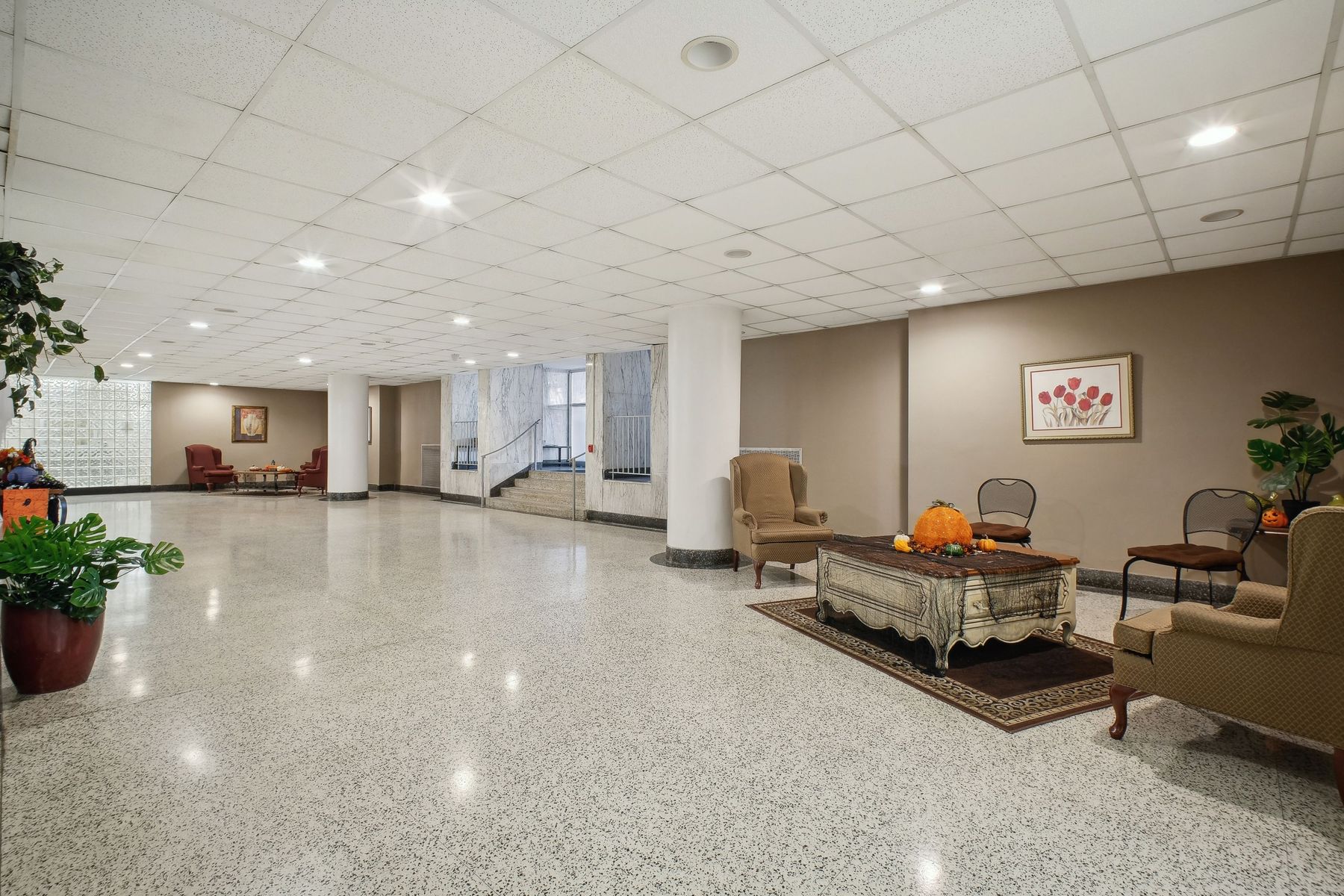 2160 Center Avenue Unit# 3I
