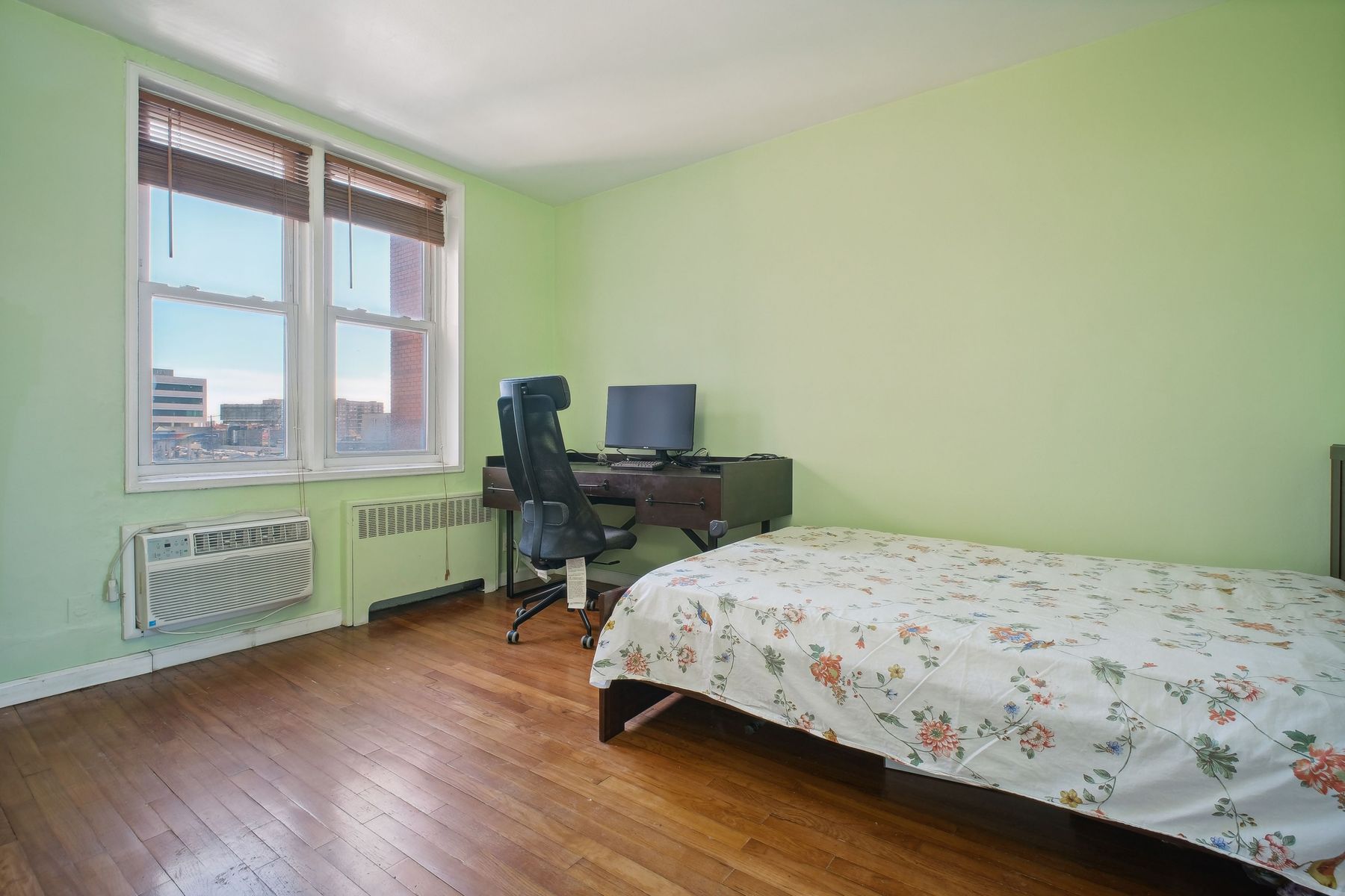 2160 Center Avenue Unit# 3I