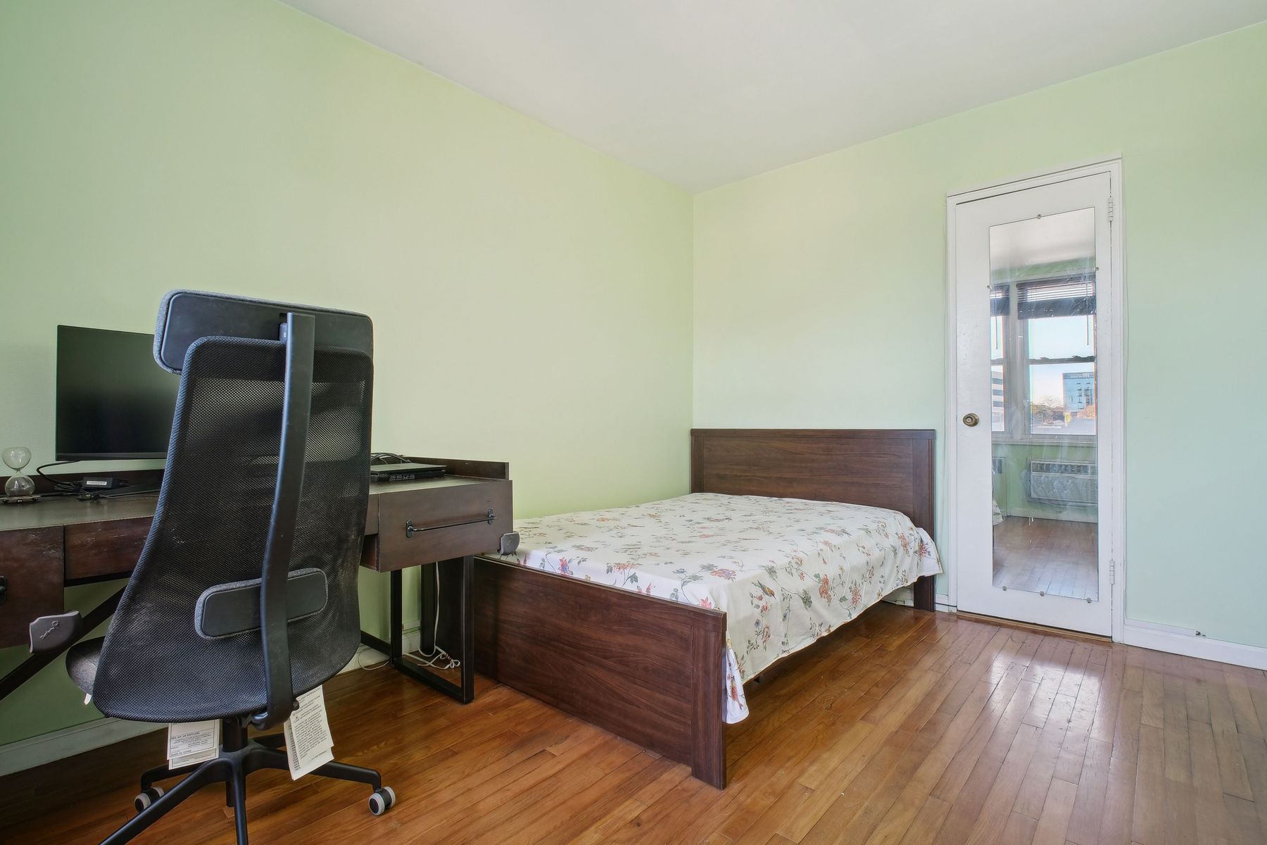 2160 Center Avenue Unit# 3I