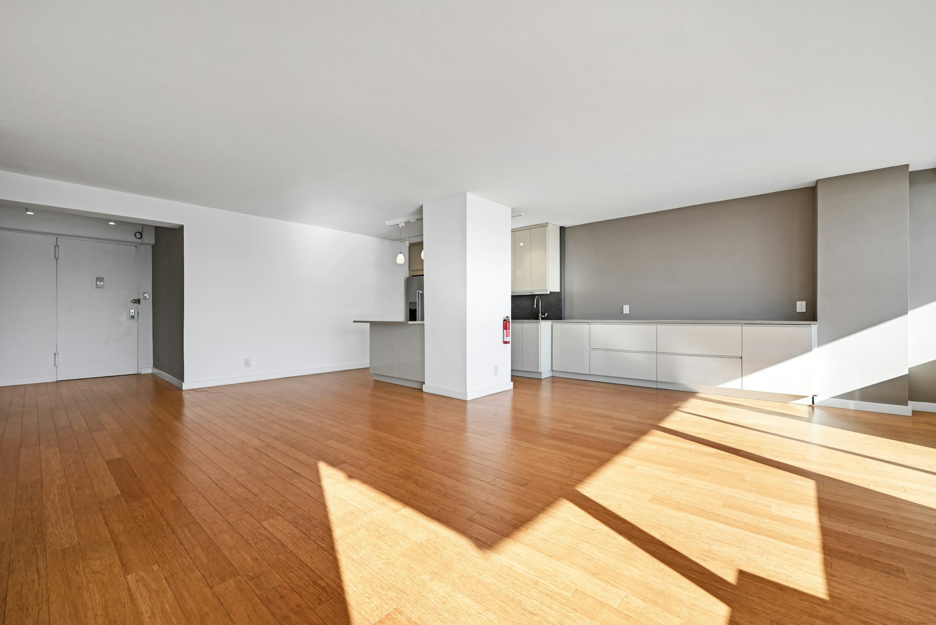 6050 Boulevard East Unit# 12J