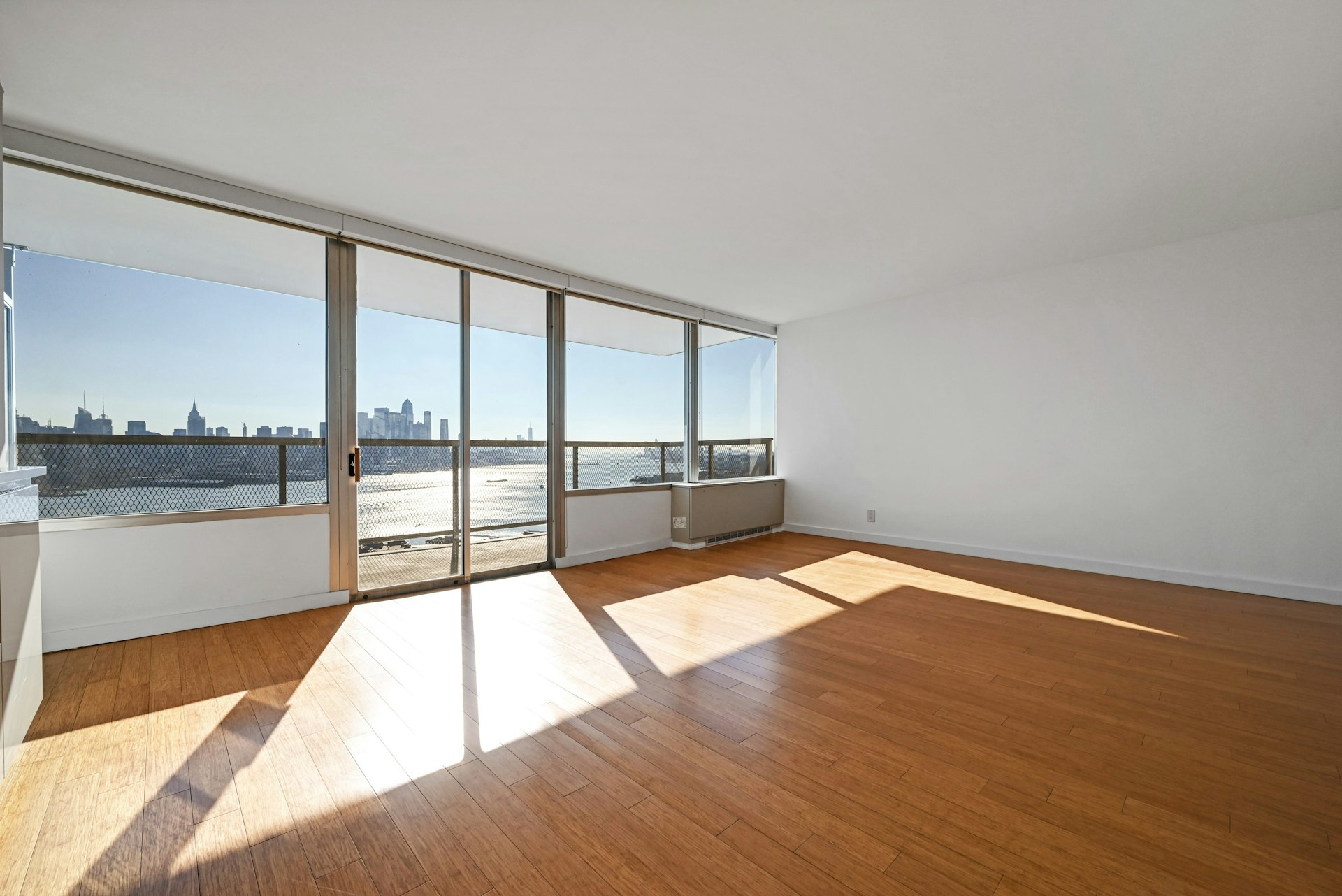 6050 Boulevard East Unit# 12J