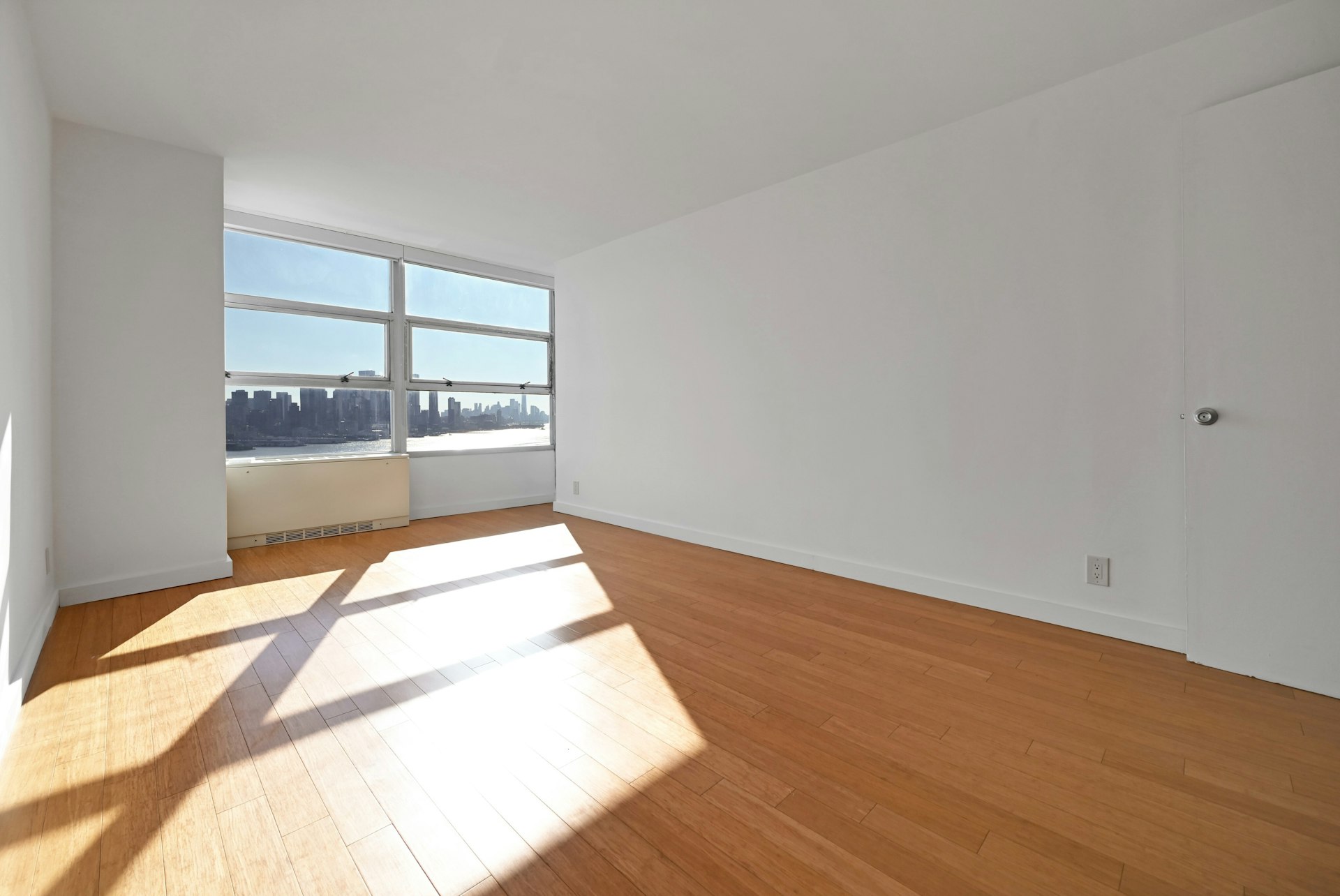6050 Boulevard East Unit# 12J