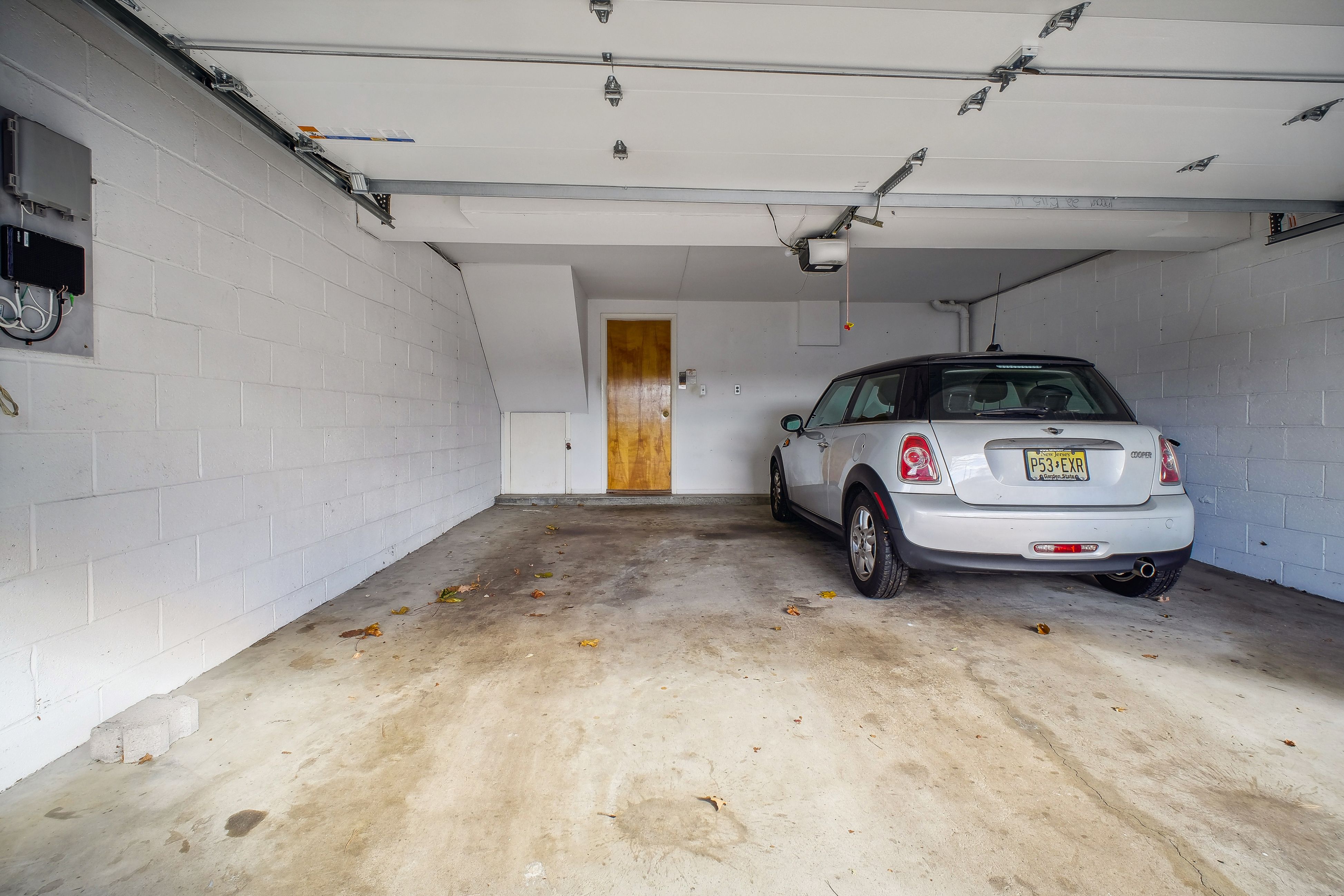 1505 John Street 