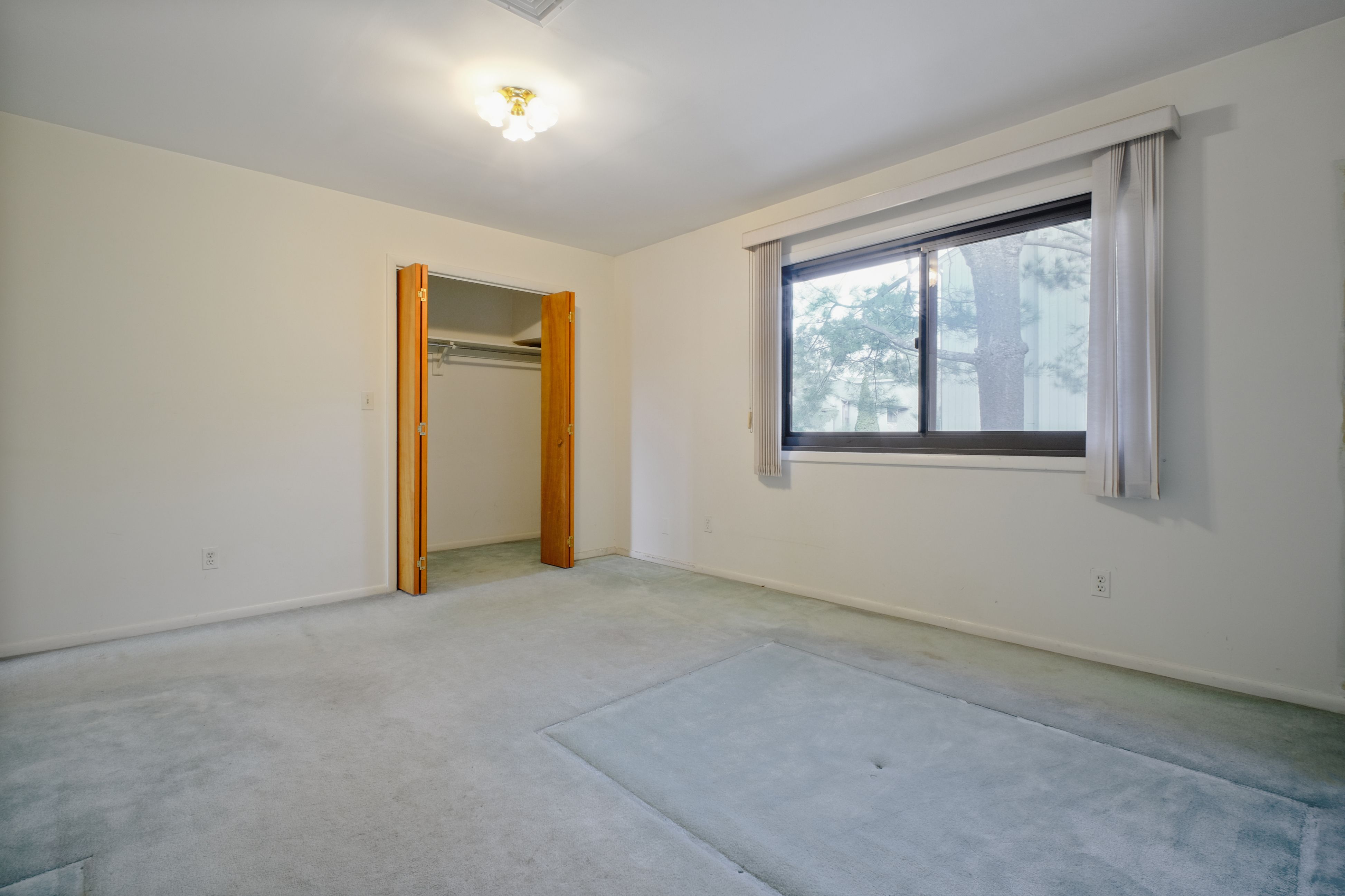 1505 John Street 