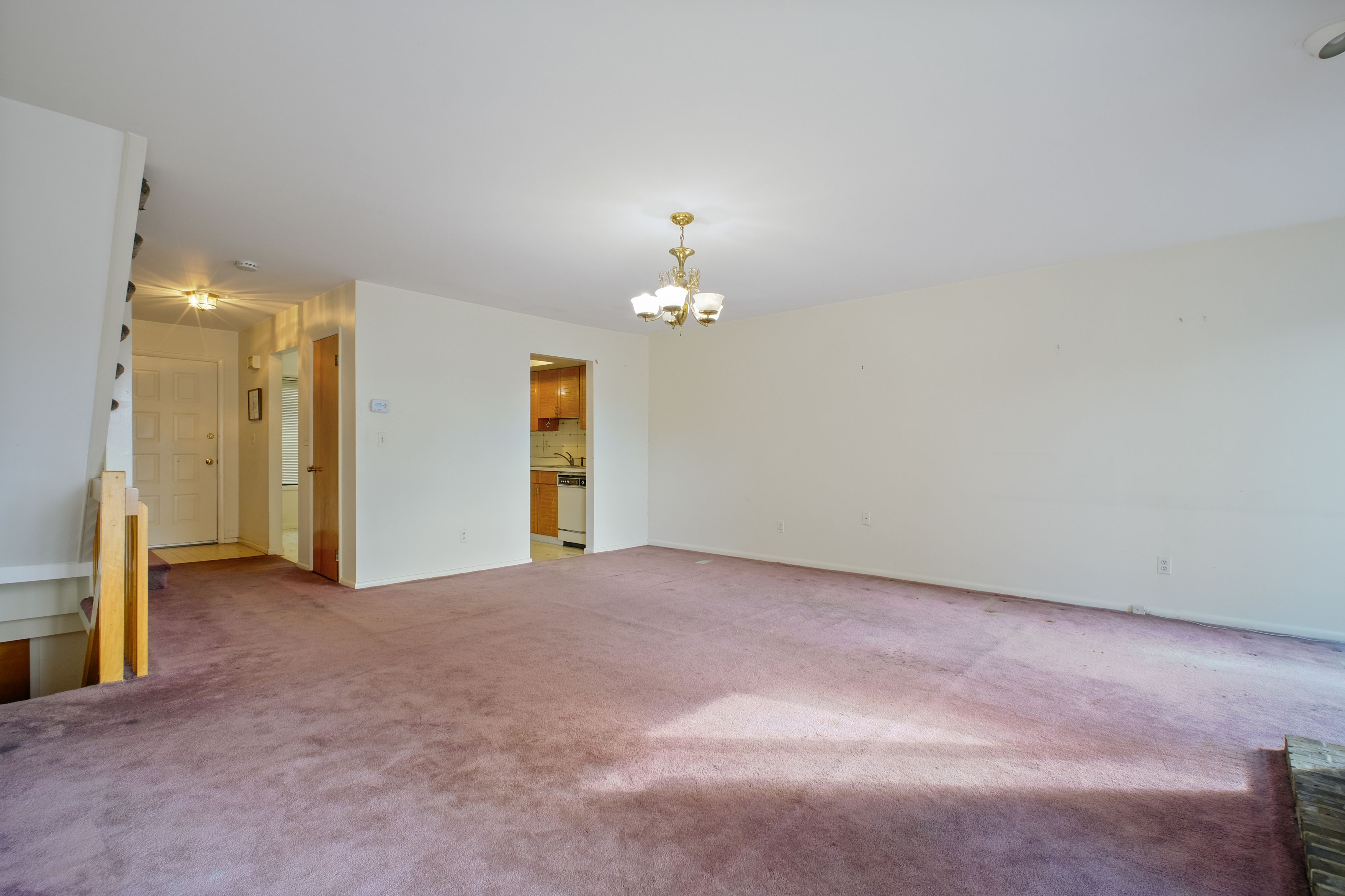 1505 John Street 