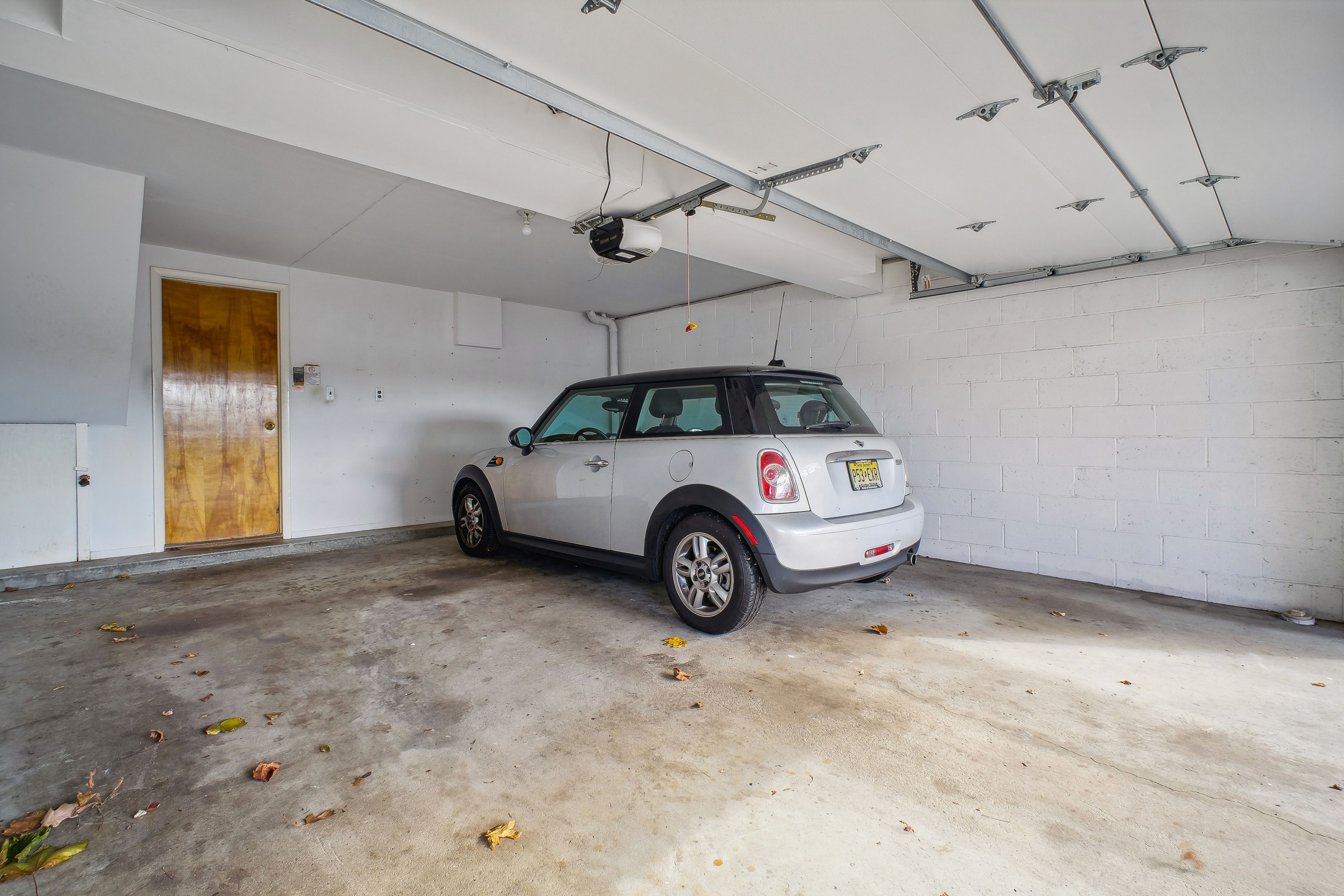 1505 John Street 