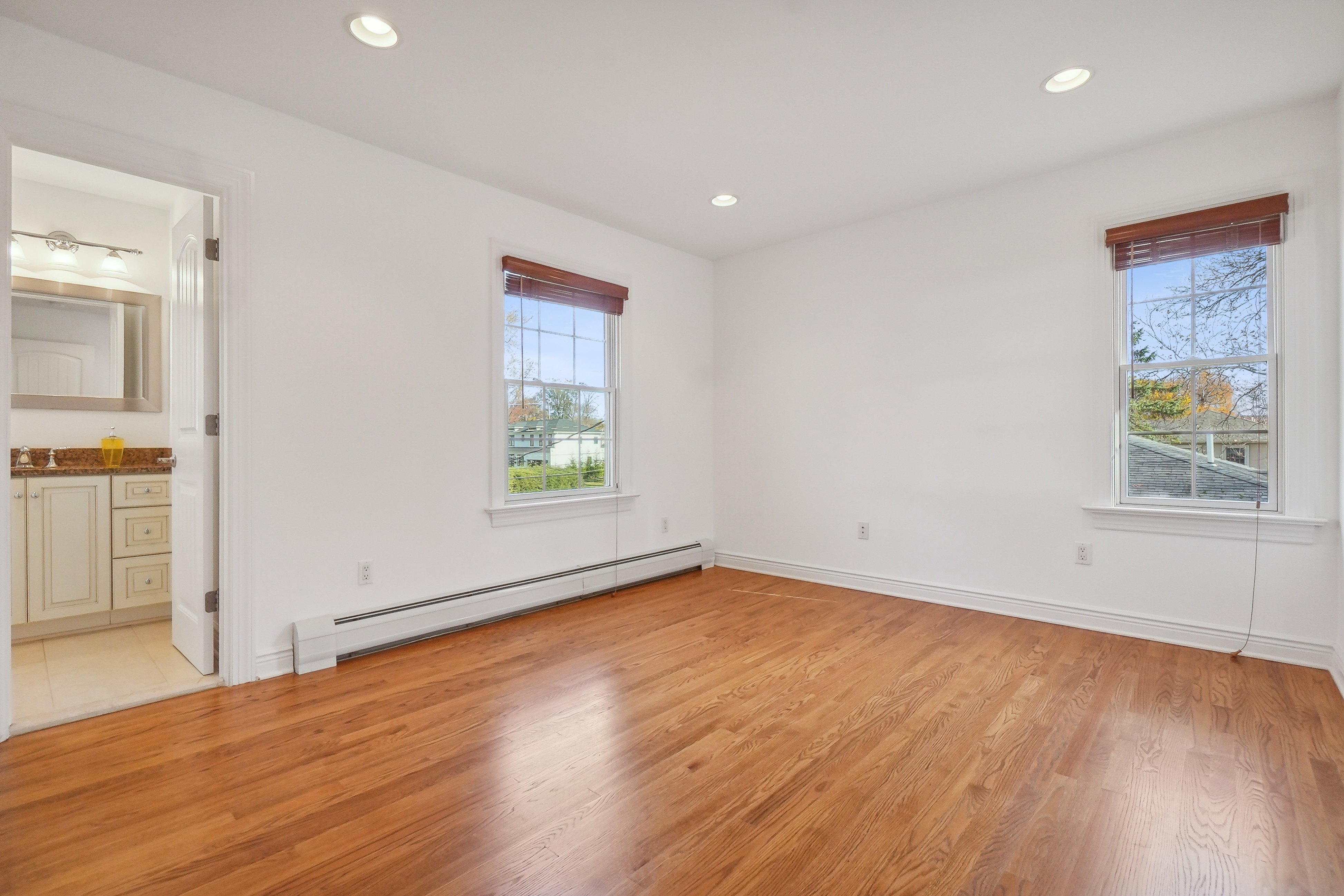 122 Phelps Avenue 