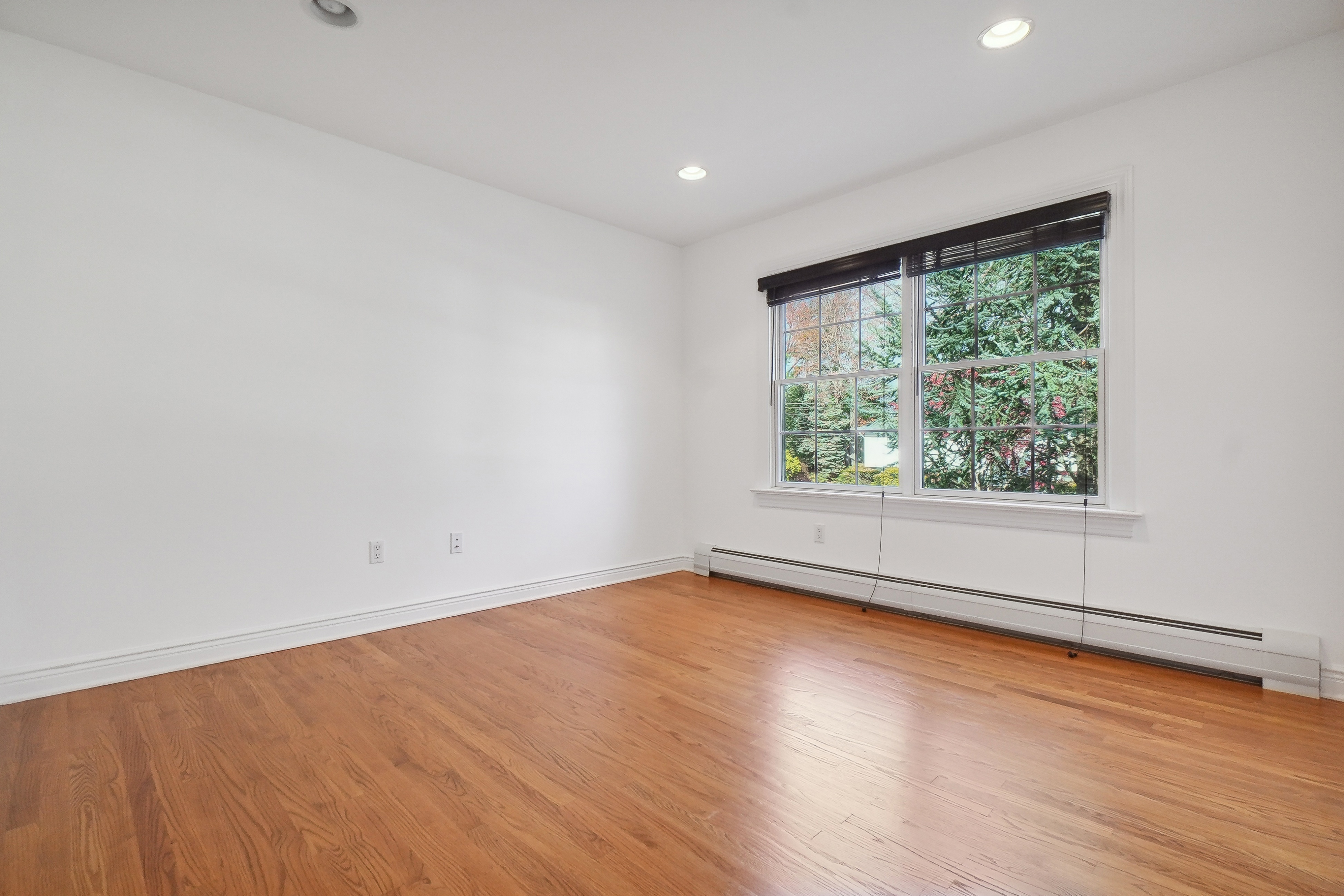 122 Phelps Avenue 