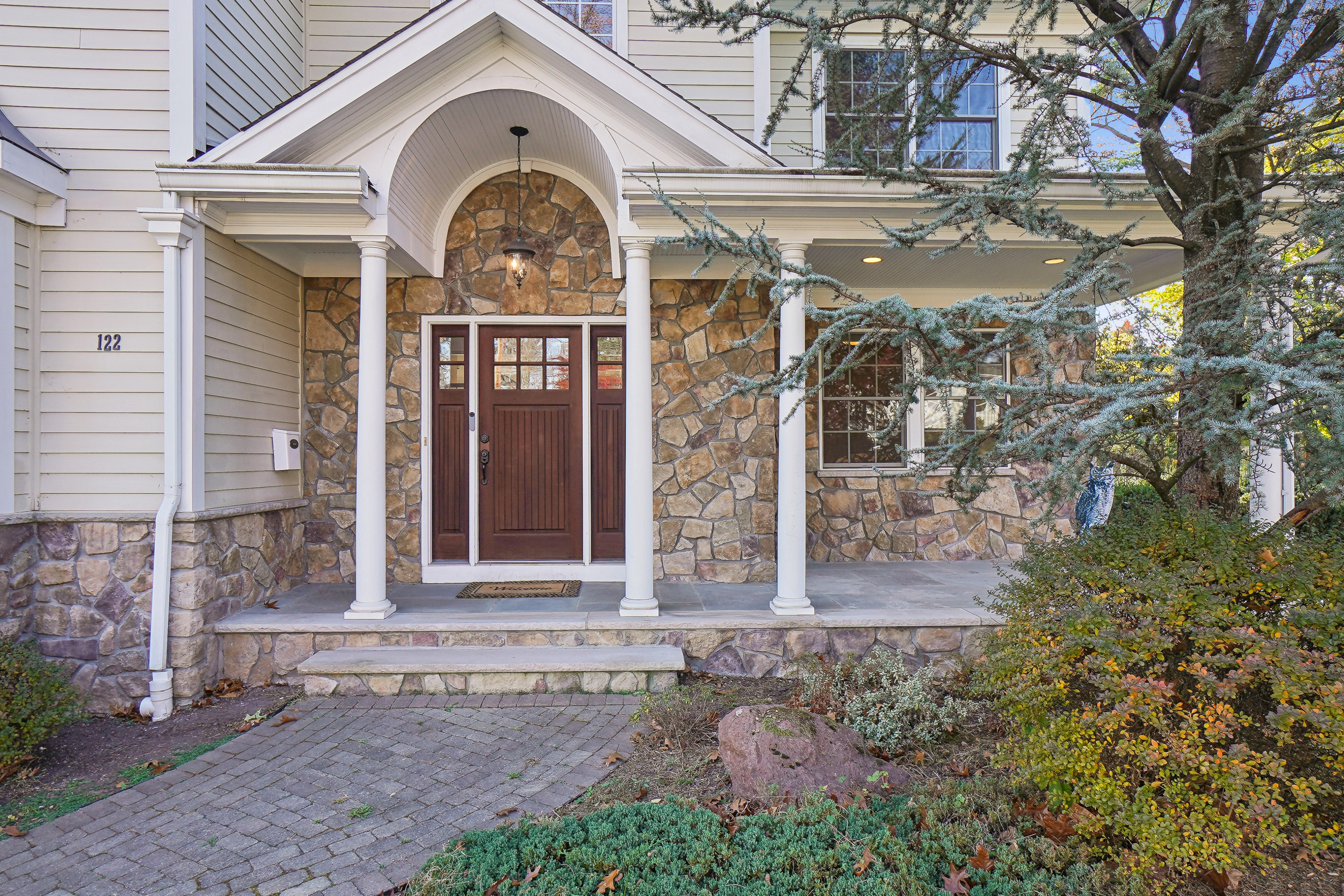 122 Phelps Avenue 