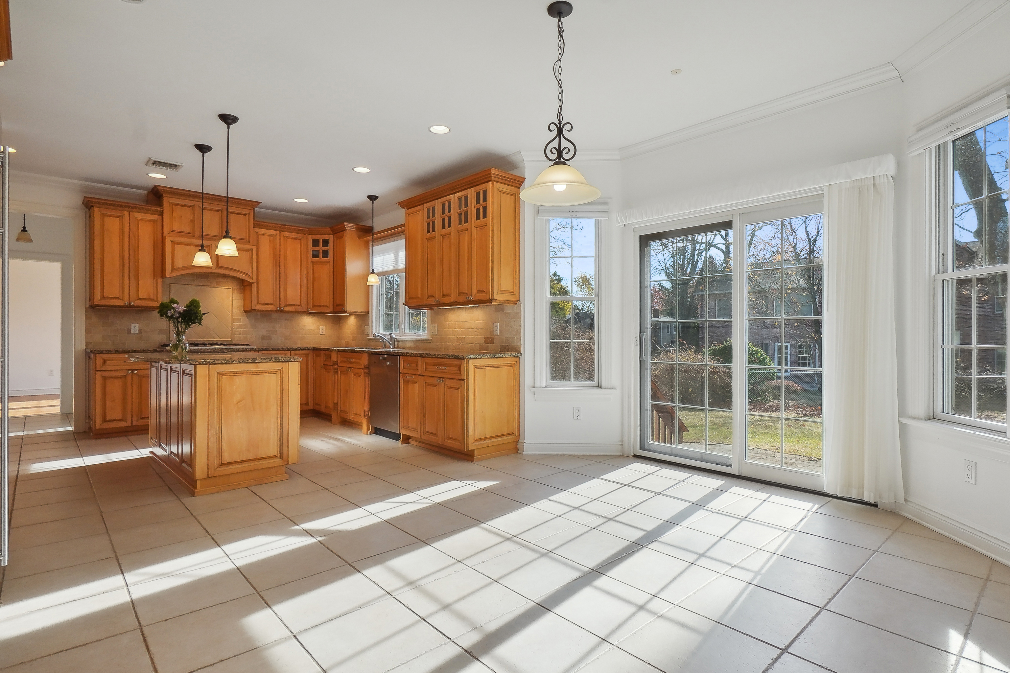 122 Phelps Avenue 