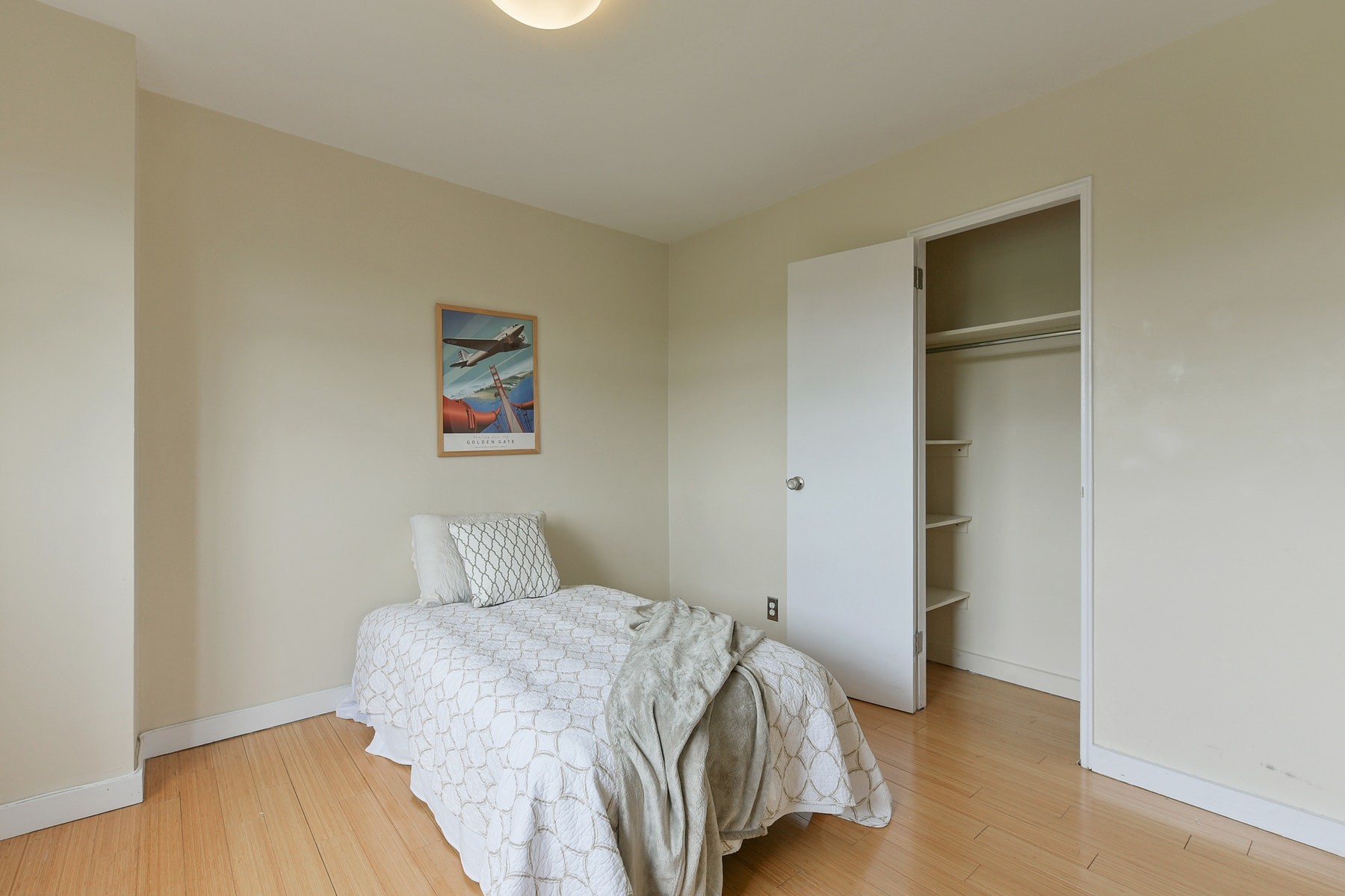 377 S. Harrison Street, #7H 