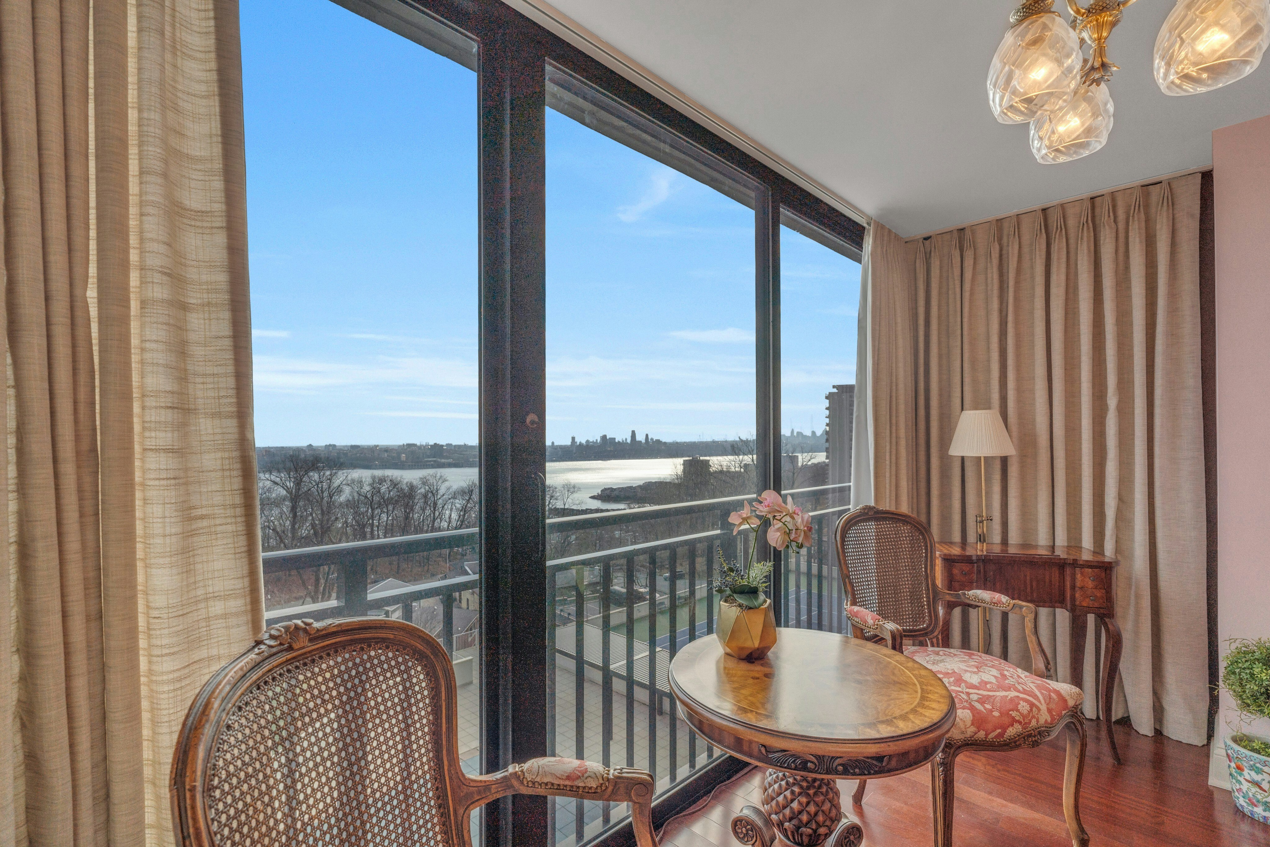 1500 Palisade Avenue 5C 