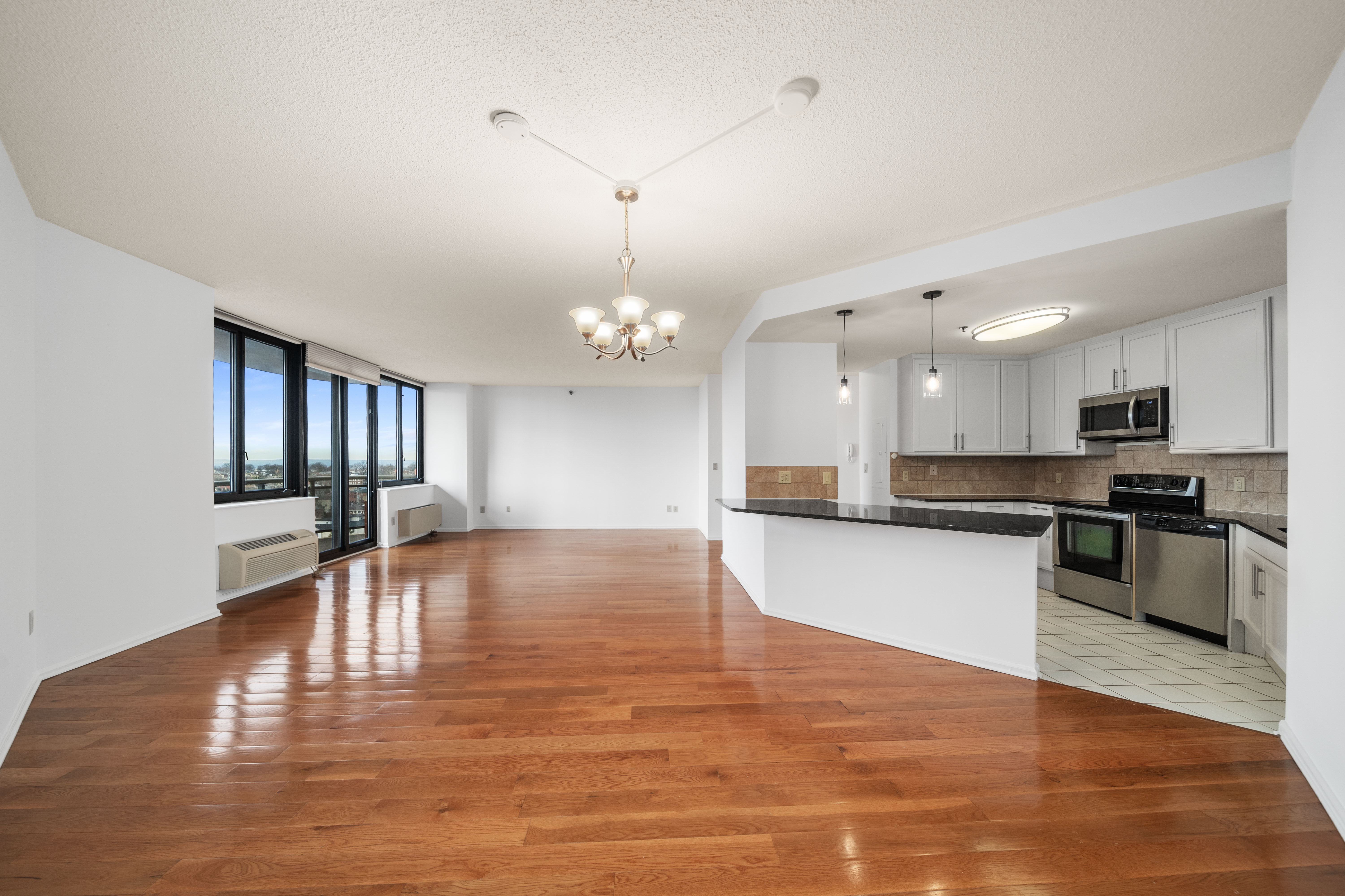 100 Carlyle Drive, #16ES 