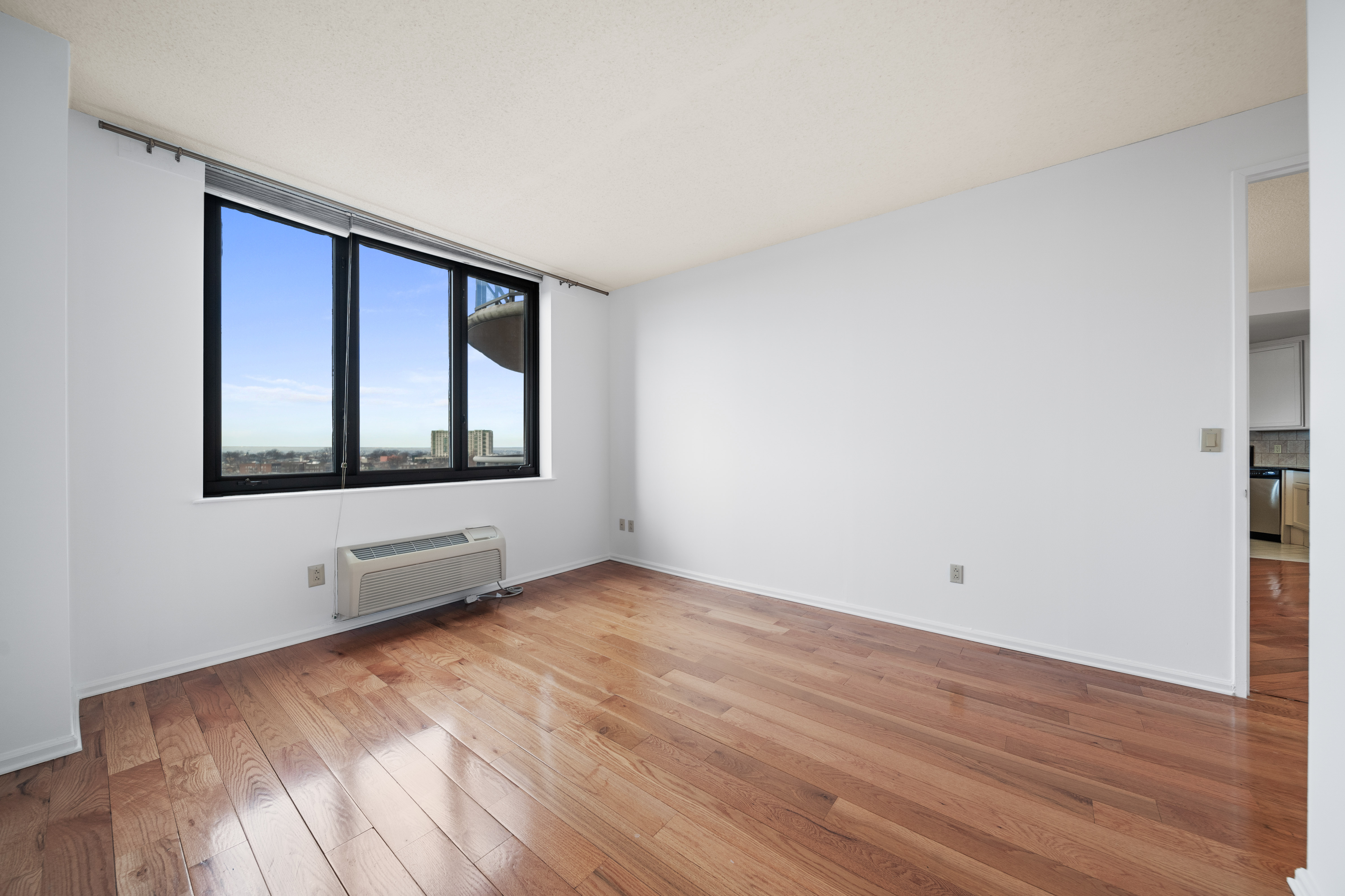 100 Carlyle Drive, #16ES 