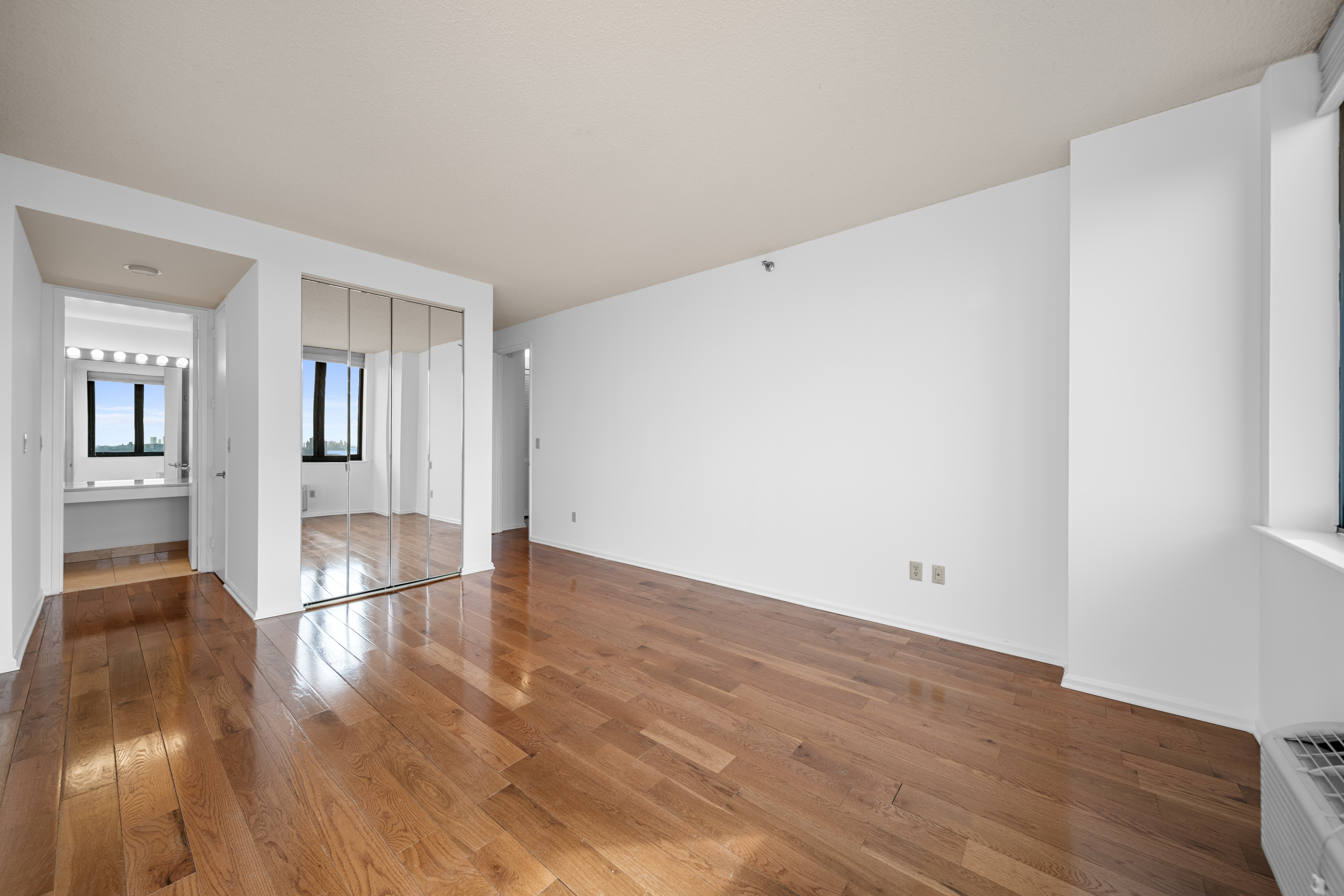100 Carlyle Drive, #16ES 