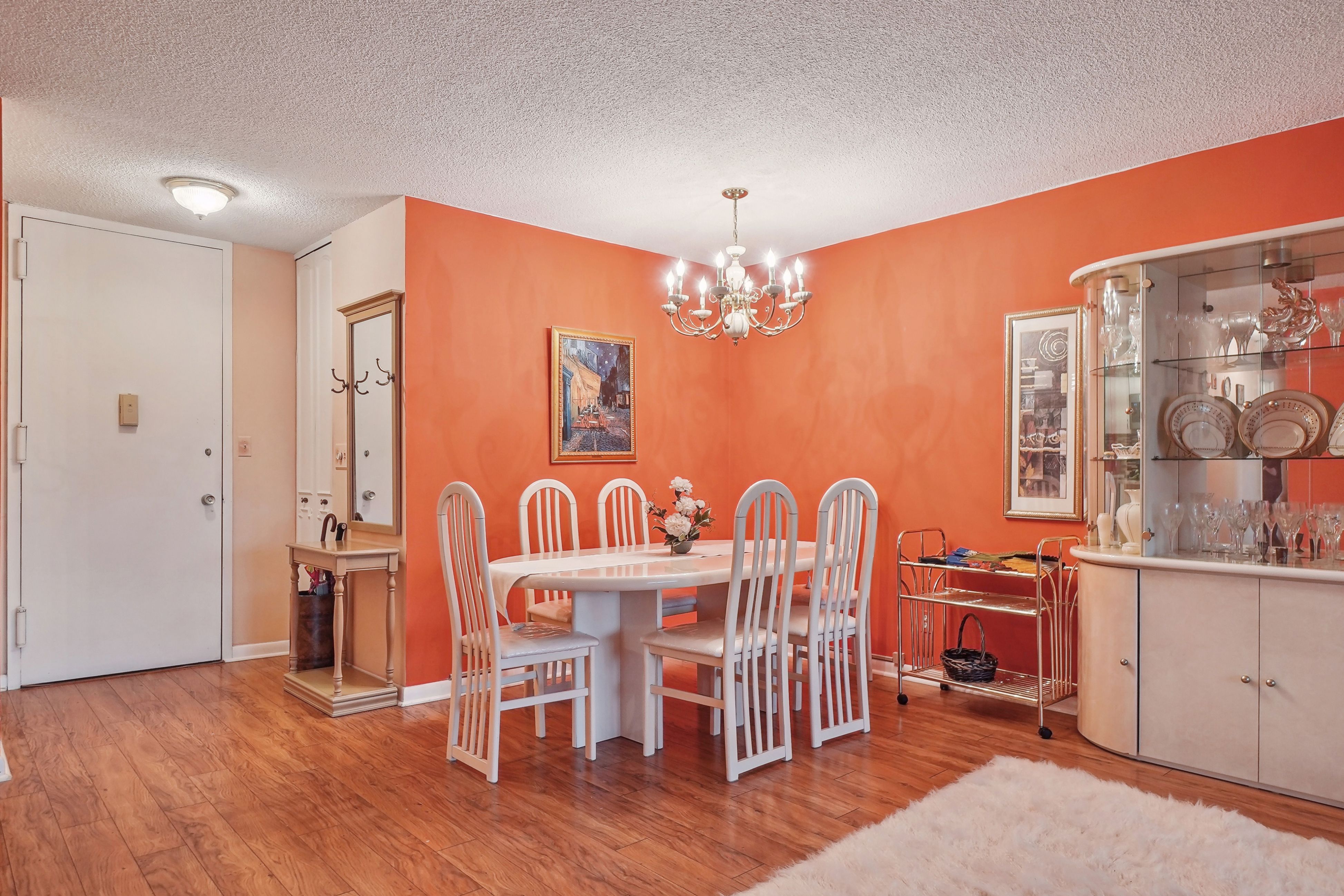 555 North Avenue 3J 