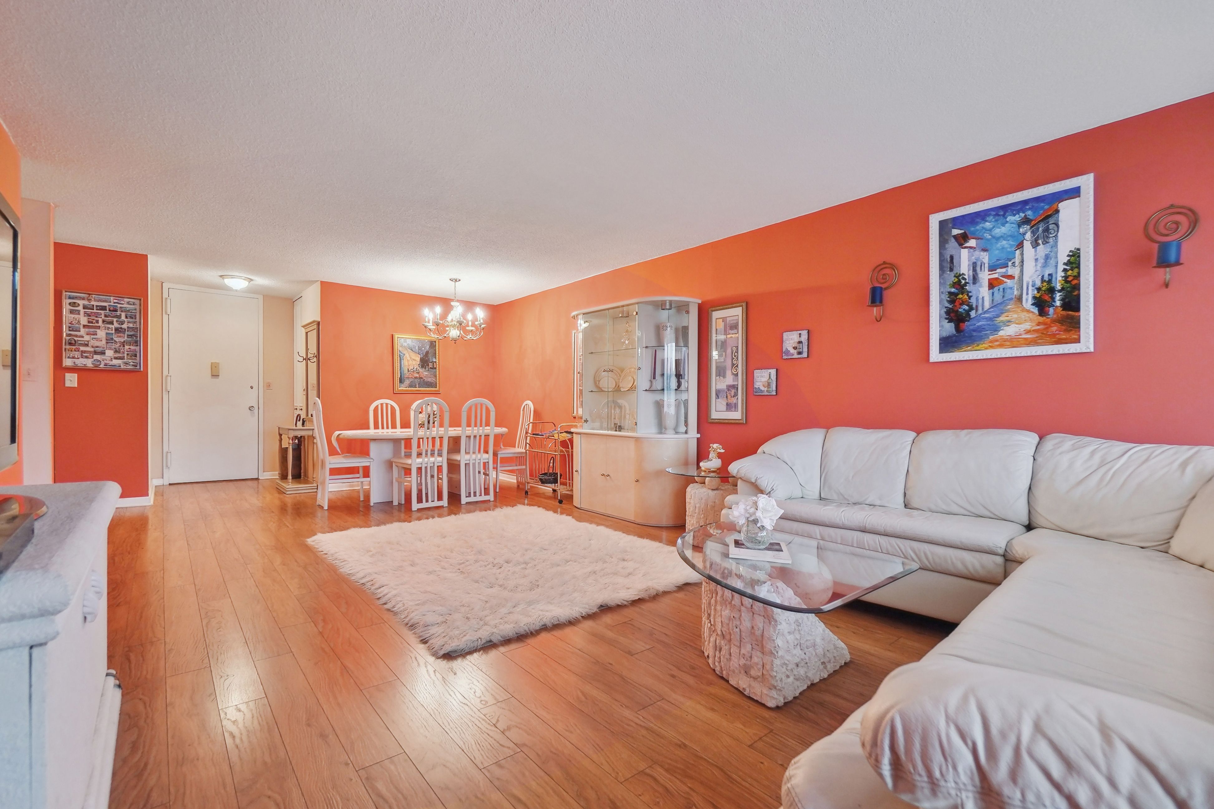 555 North Avenue 3J 